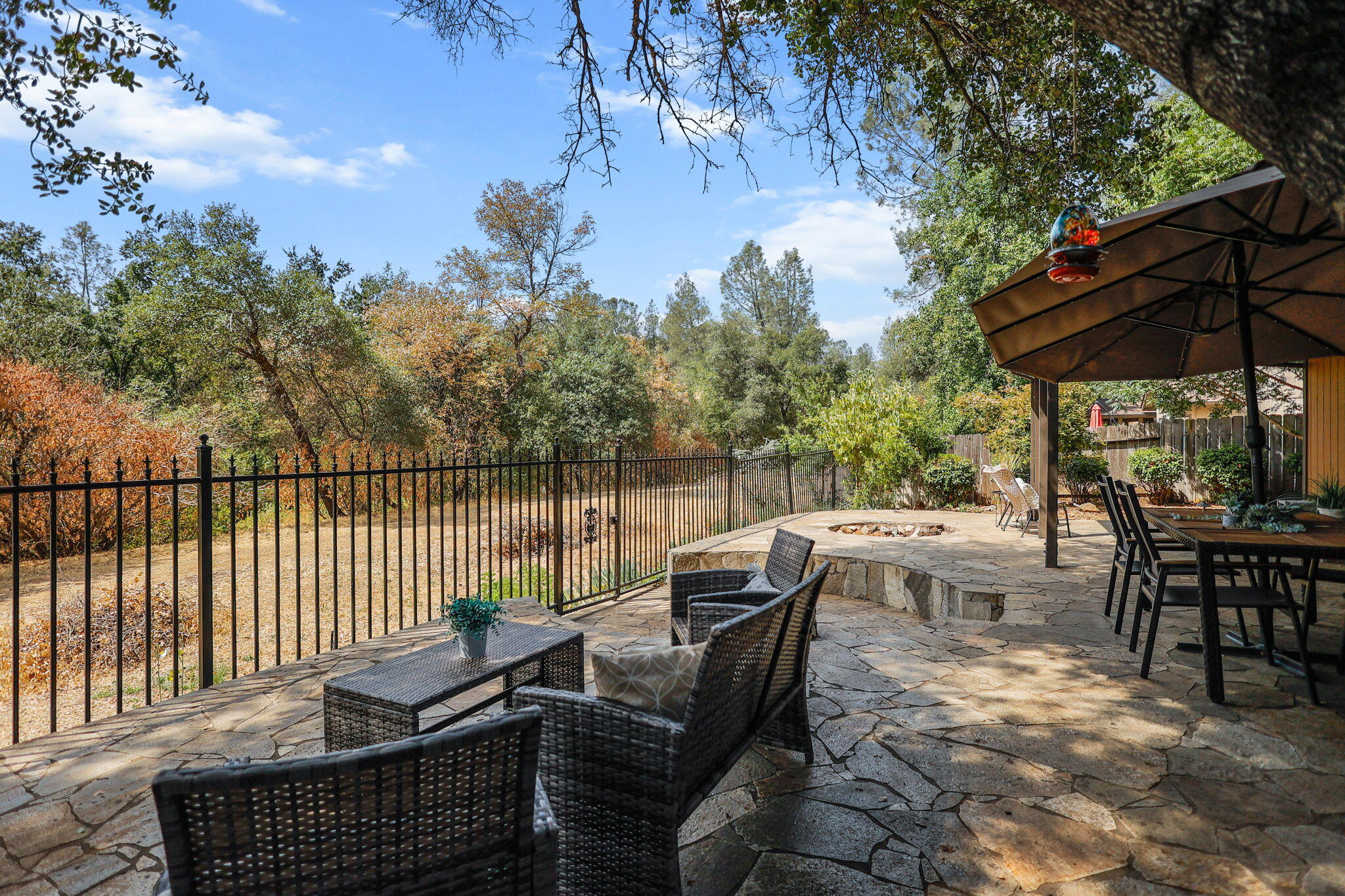 1737 Edgewood Drive