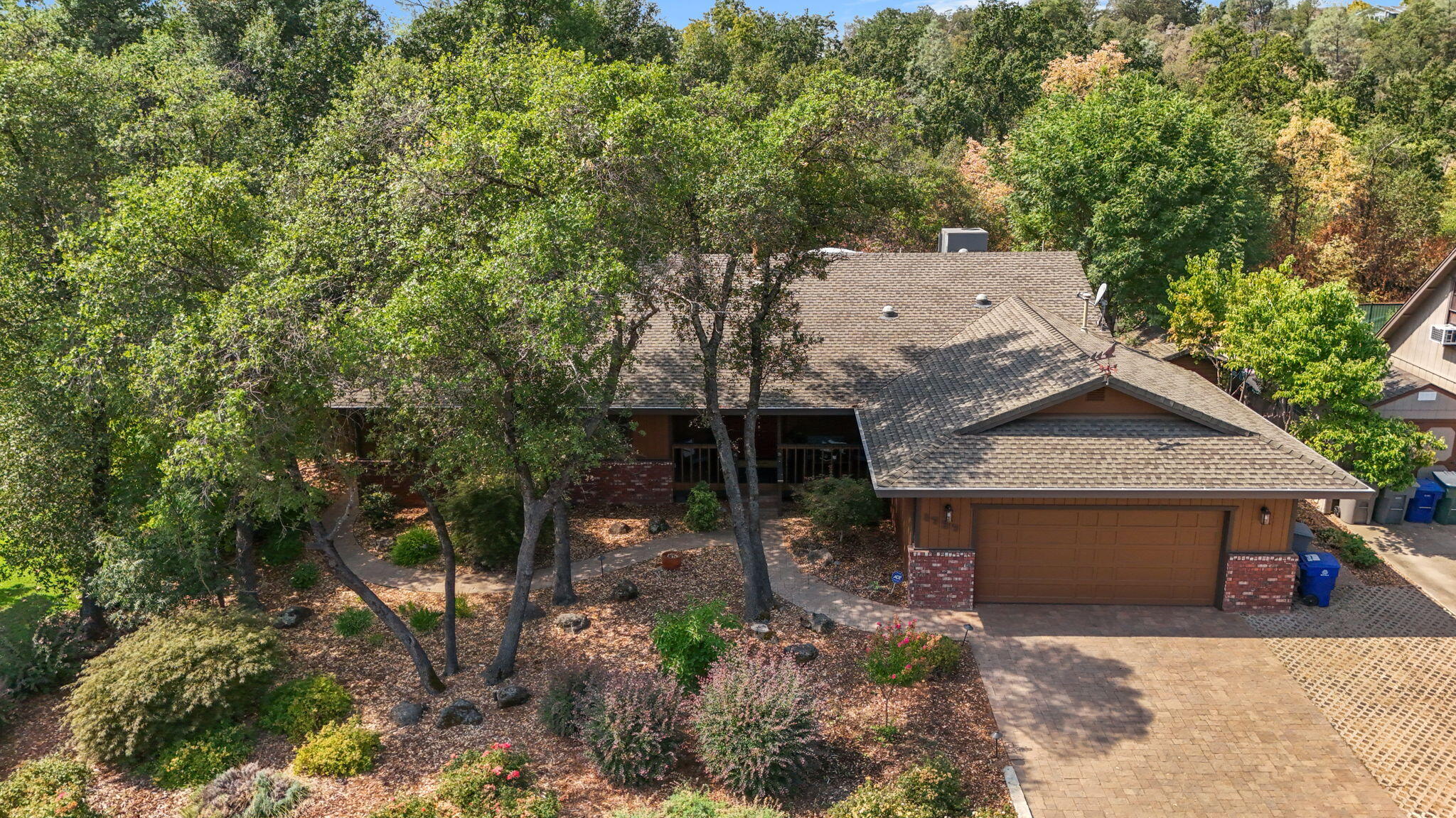 1737 Edgewood Drive