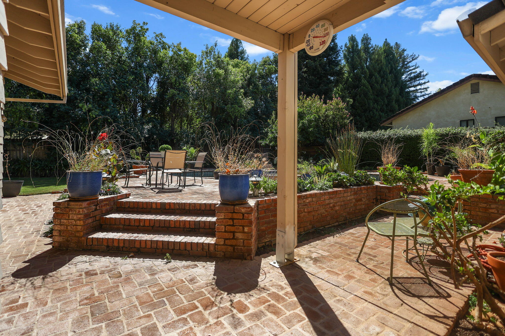 503 River Oaks Drive