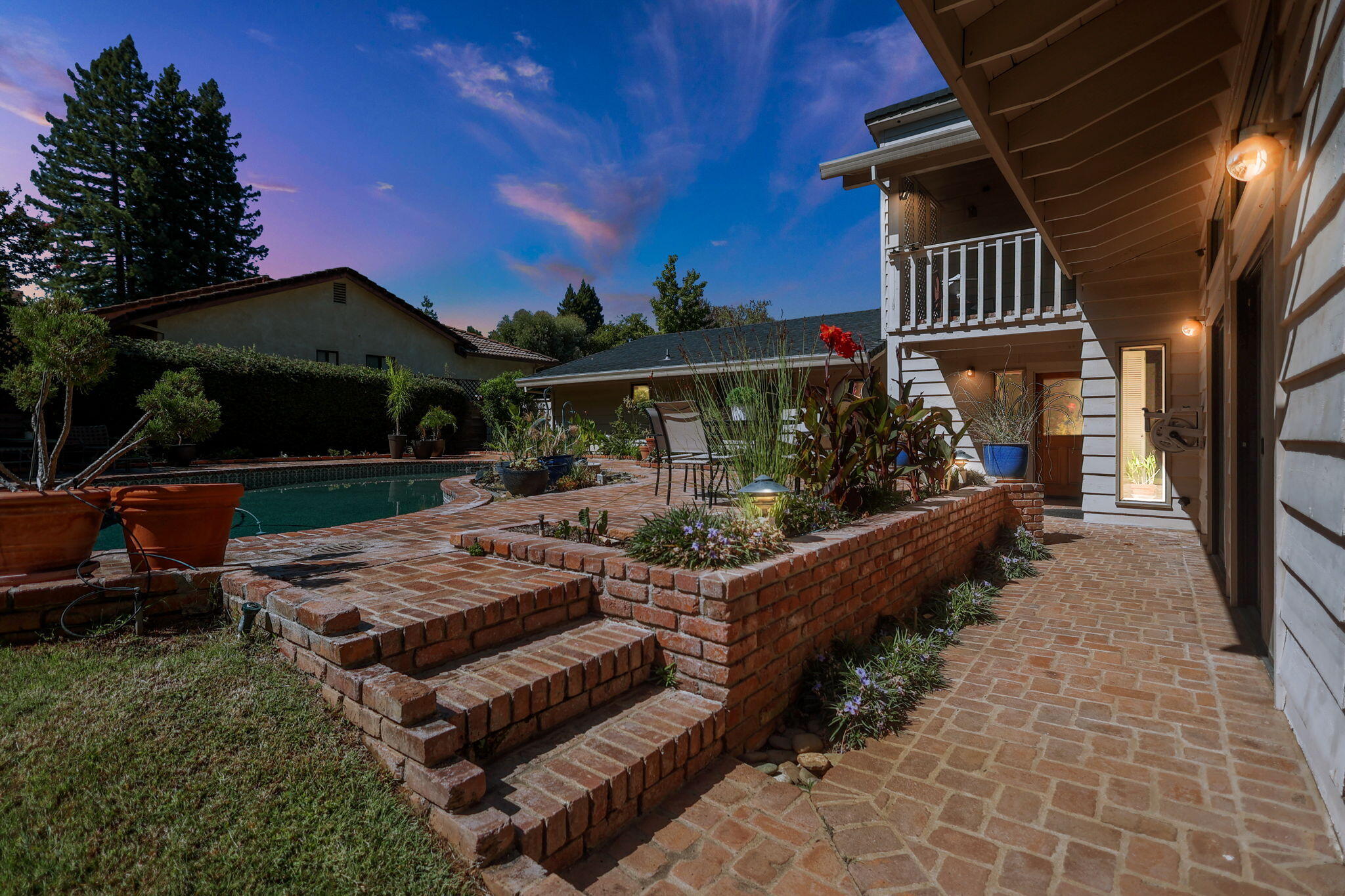 503 River Oaks Drive