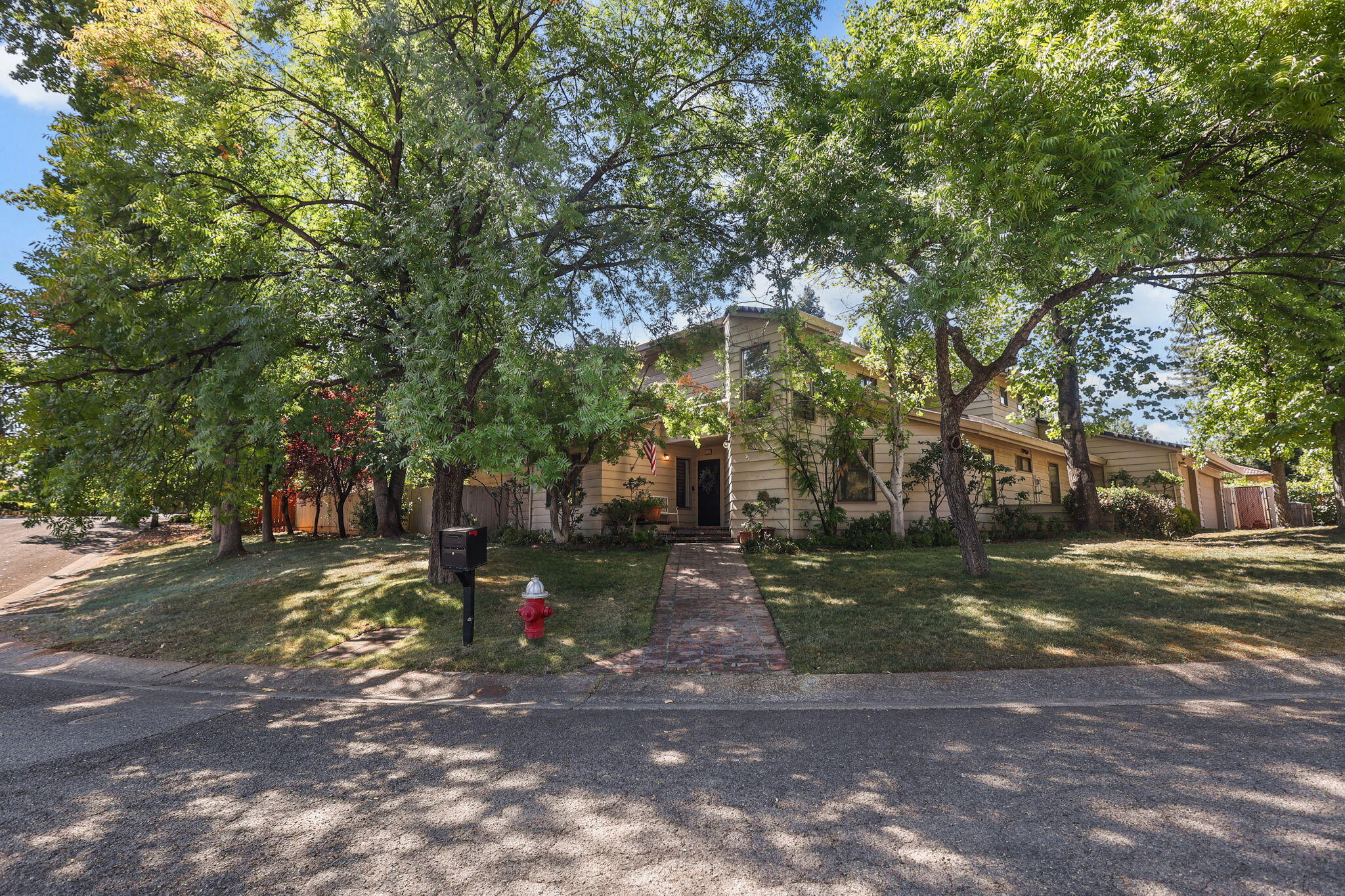 503 River Oaks Drive