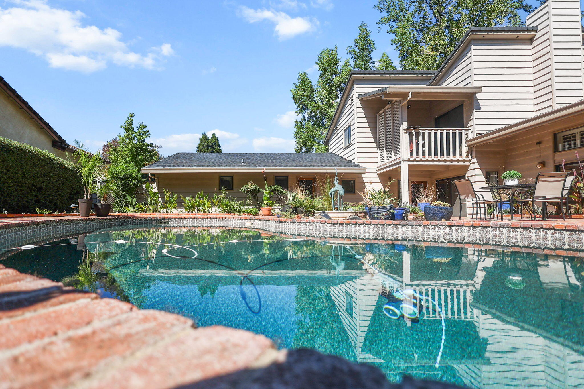 503 River Oaks Drive