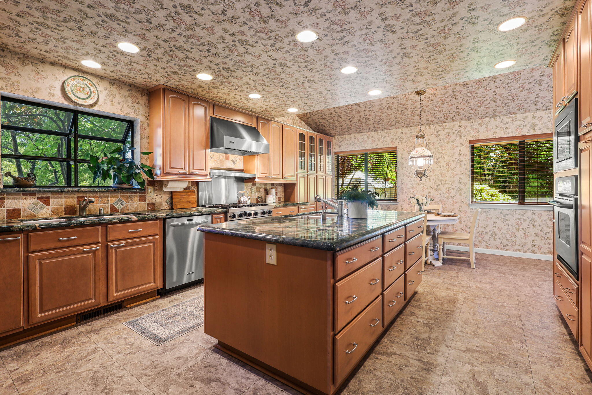 503 River Oaks Drive
