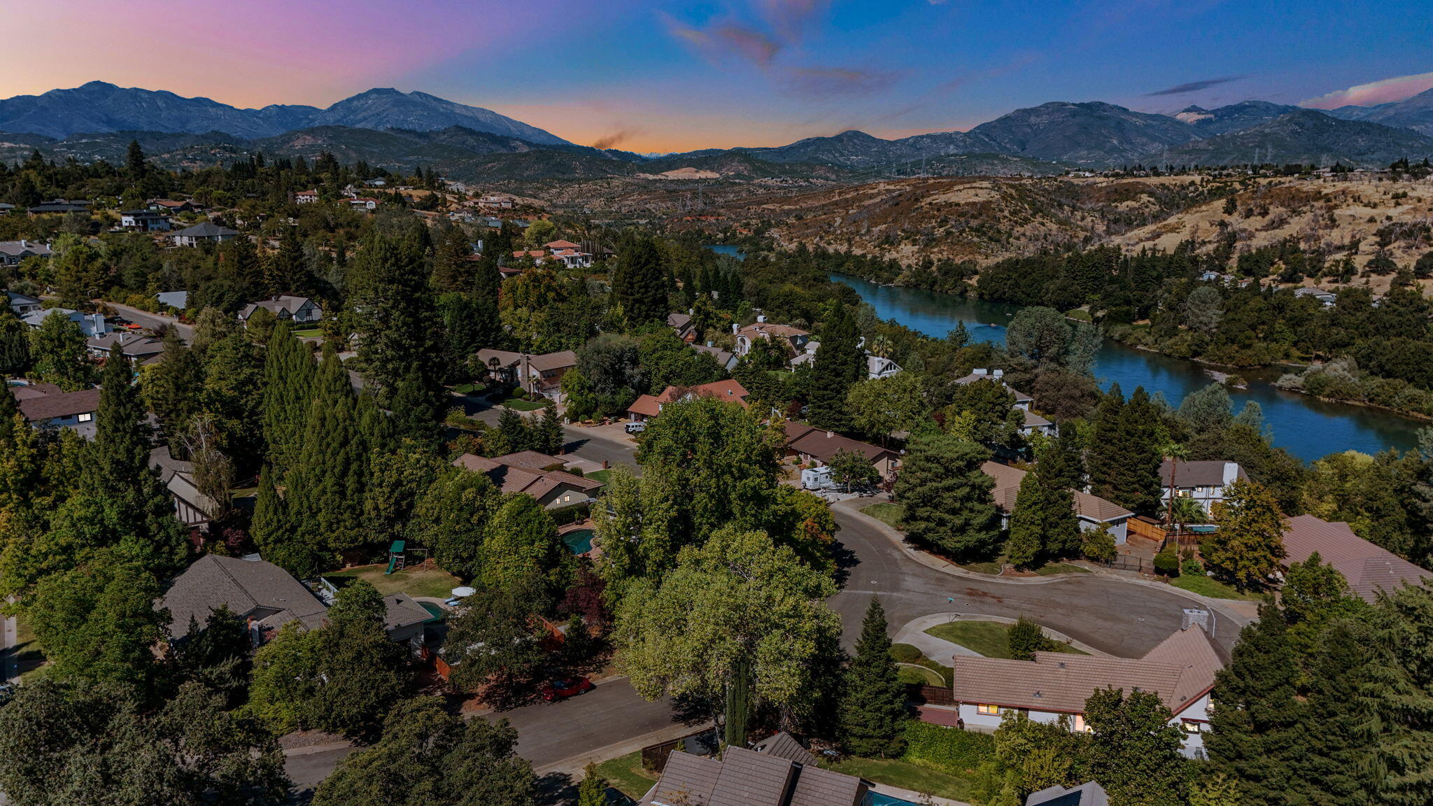 503 River Oaks Drive