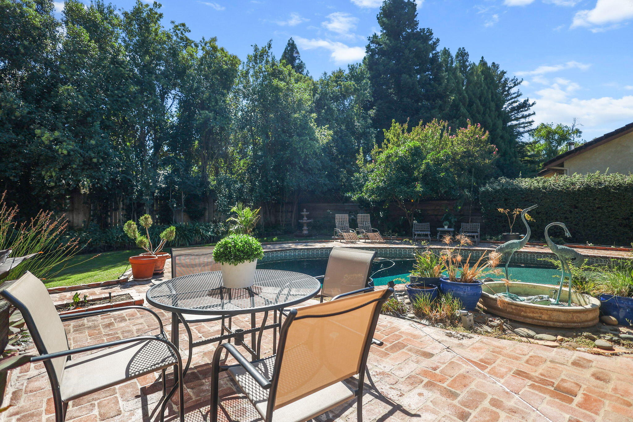 503 River Oaks Drive