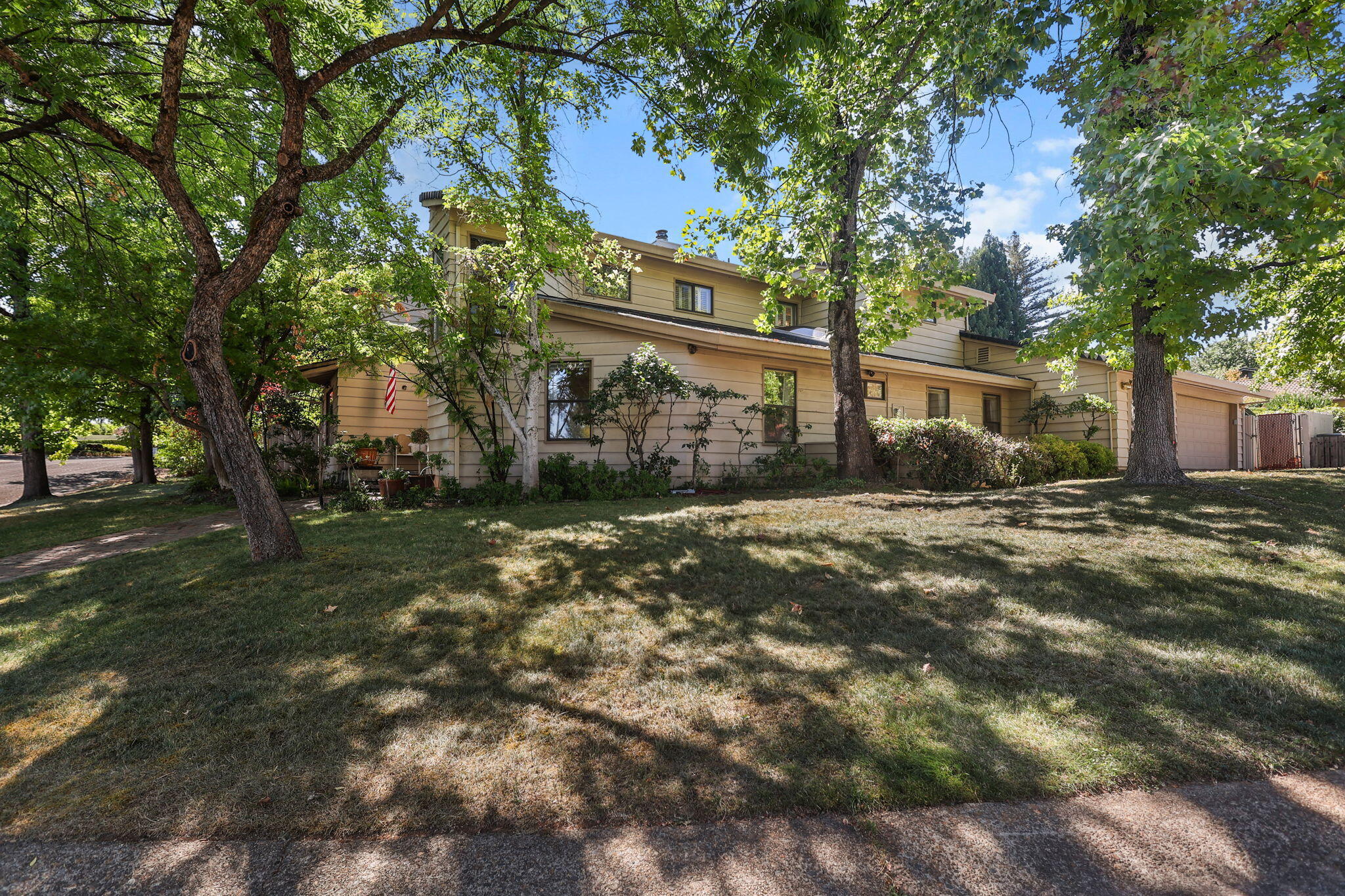 503 River Oaks Drive