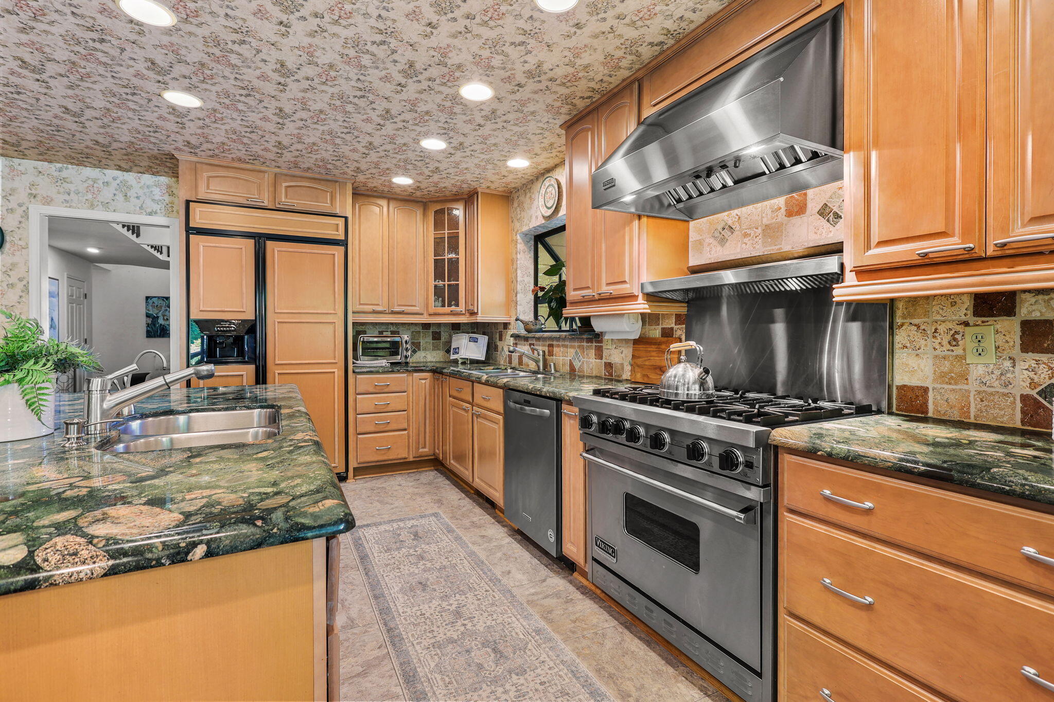 503 River Oaks Drive