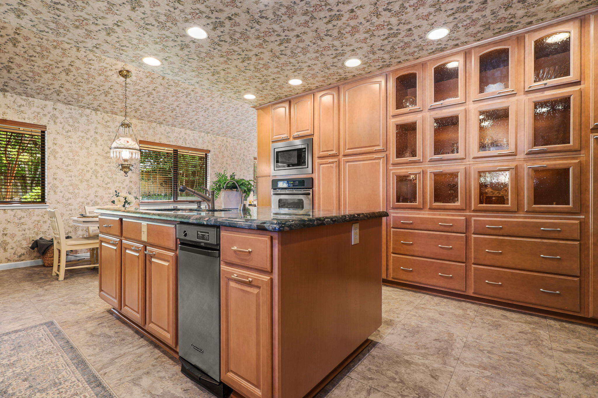 503 River Oaks Drive