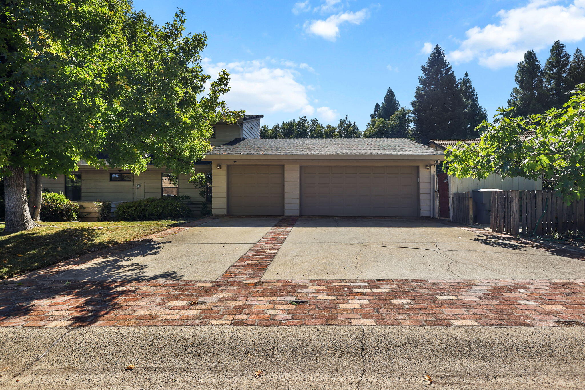503 River Oaks Drive