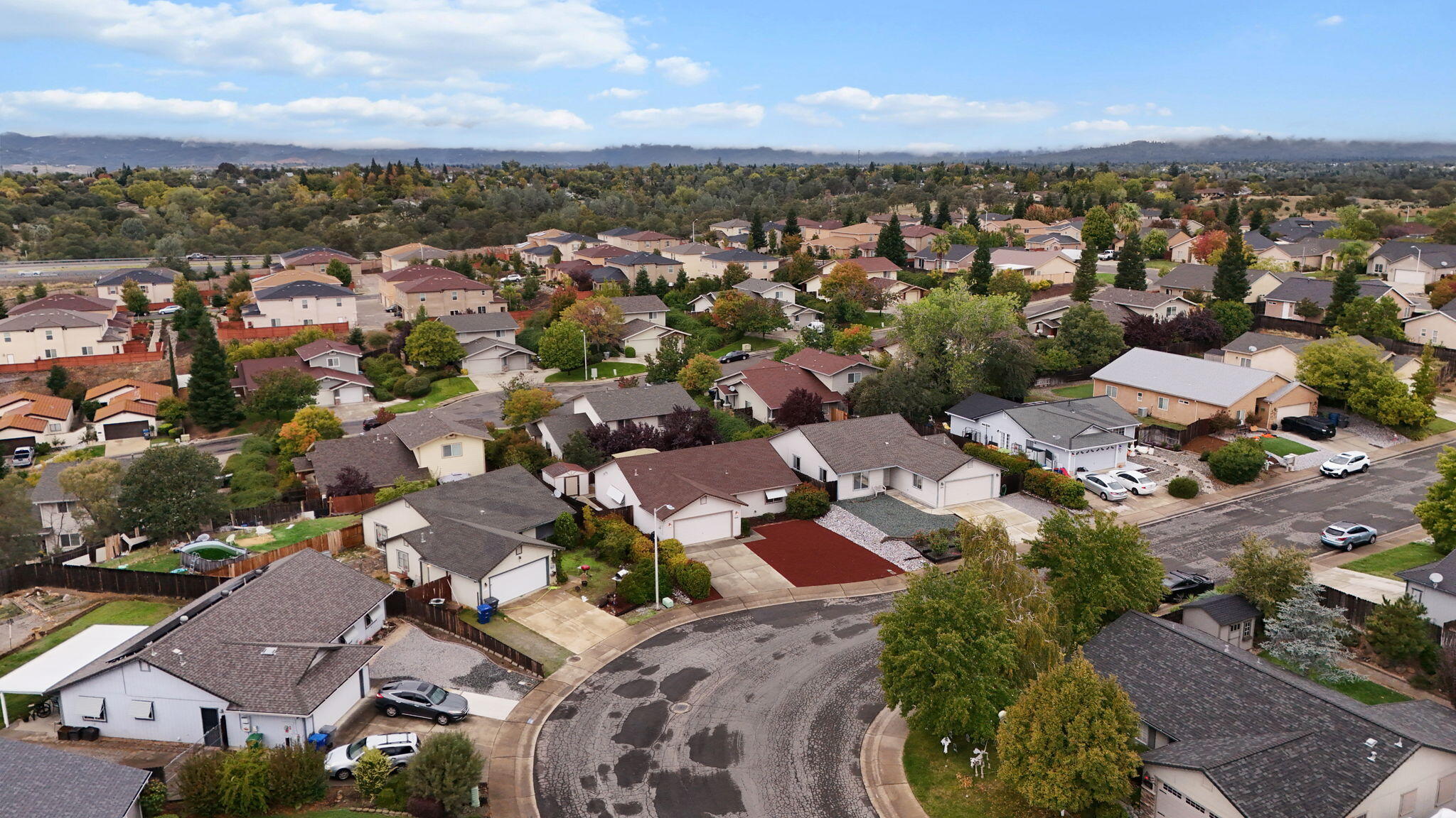 894 Montcrest Drive, Redding
