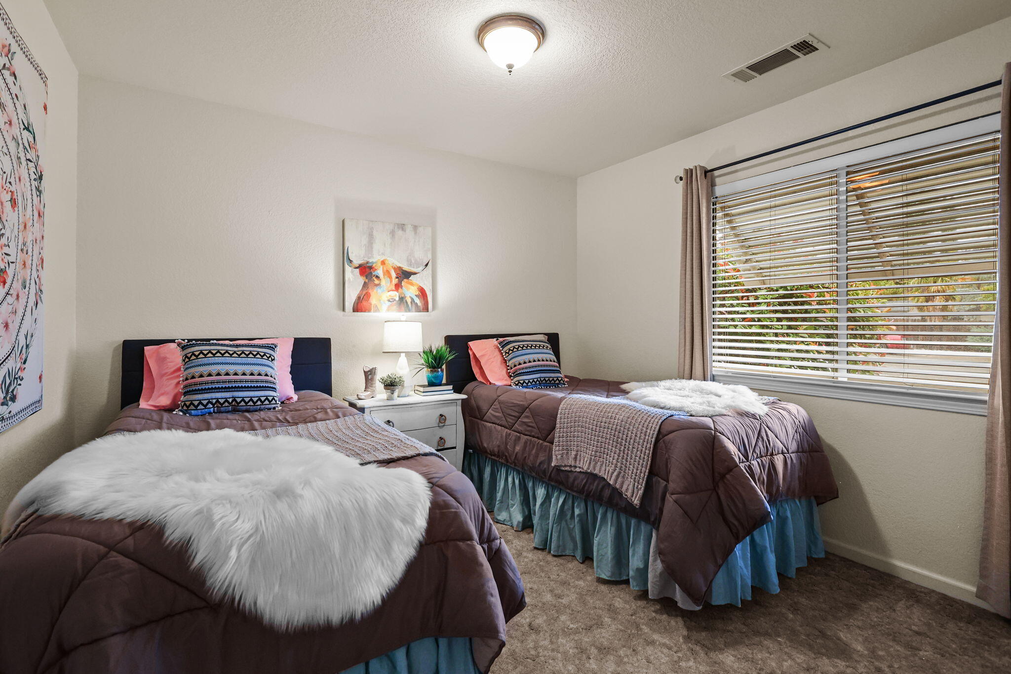 894 Montcrest Drive, Redding