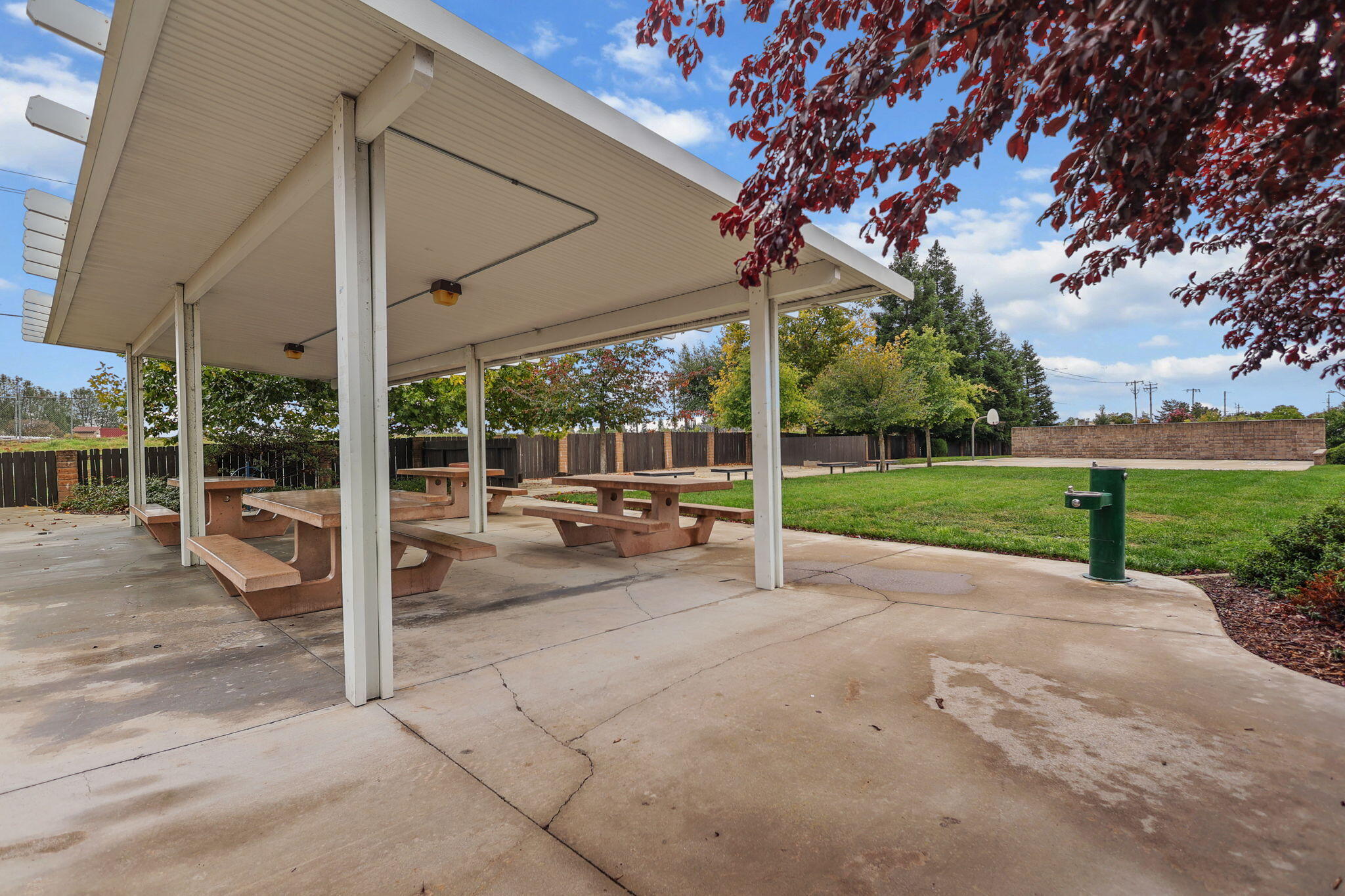 894 Montcrest Drive, Redding