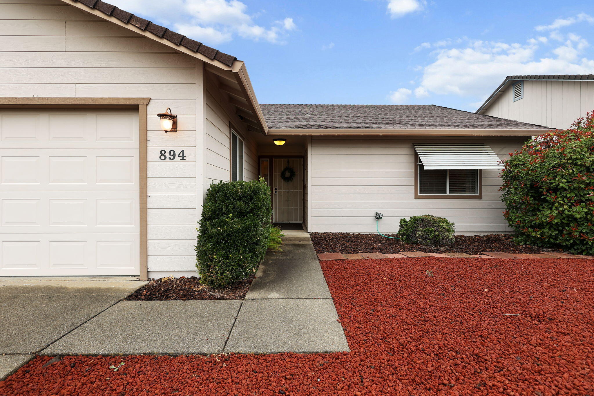 894 Montcrest Drive, Redding