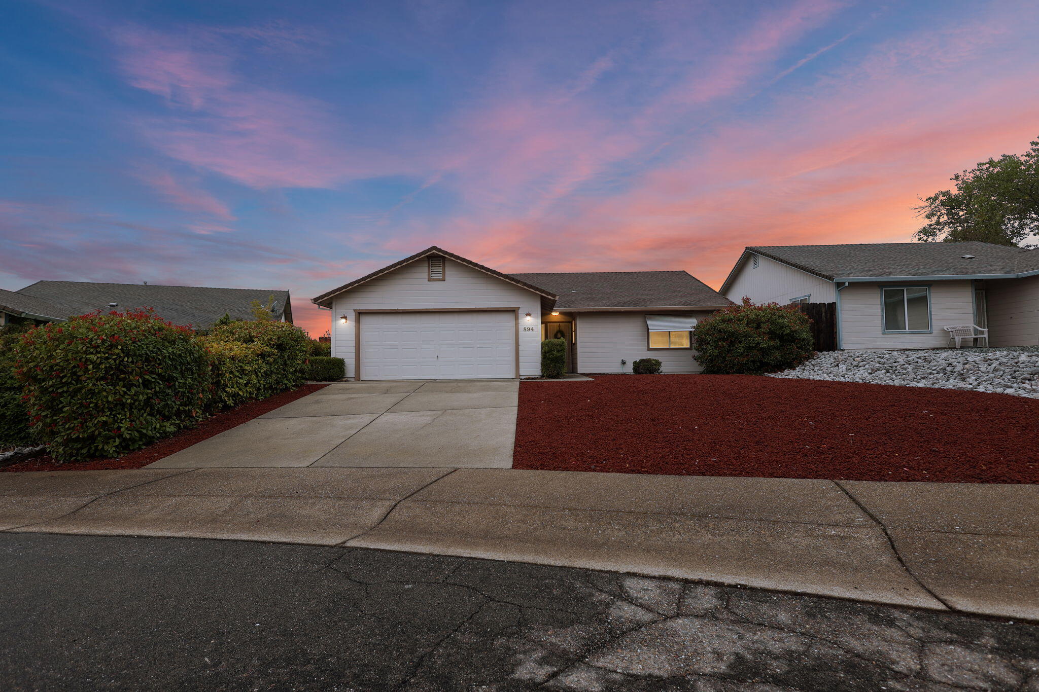 894 Montcrest Drive, Redding