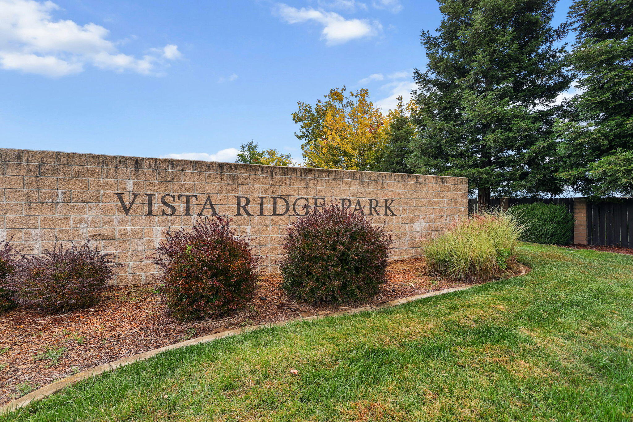 894 Montcrest Drive, Redding