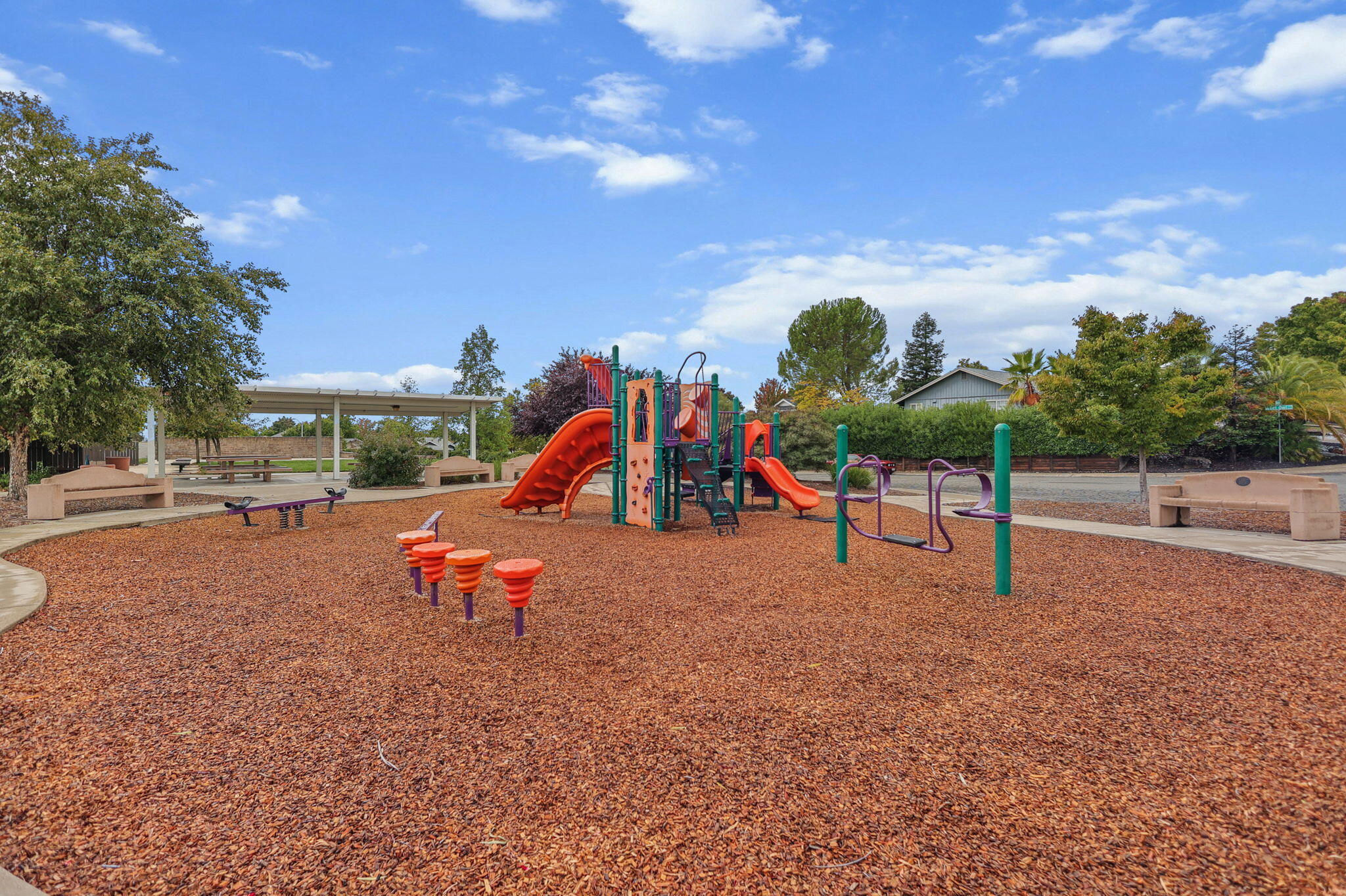 894 Montcrest Drive, Redding