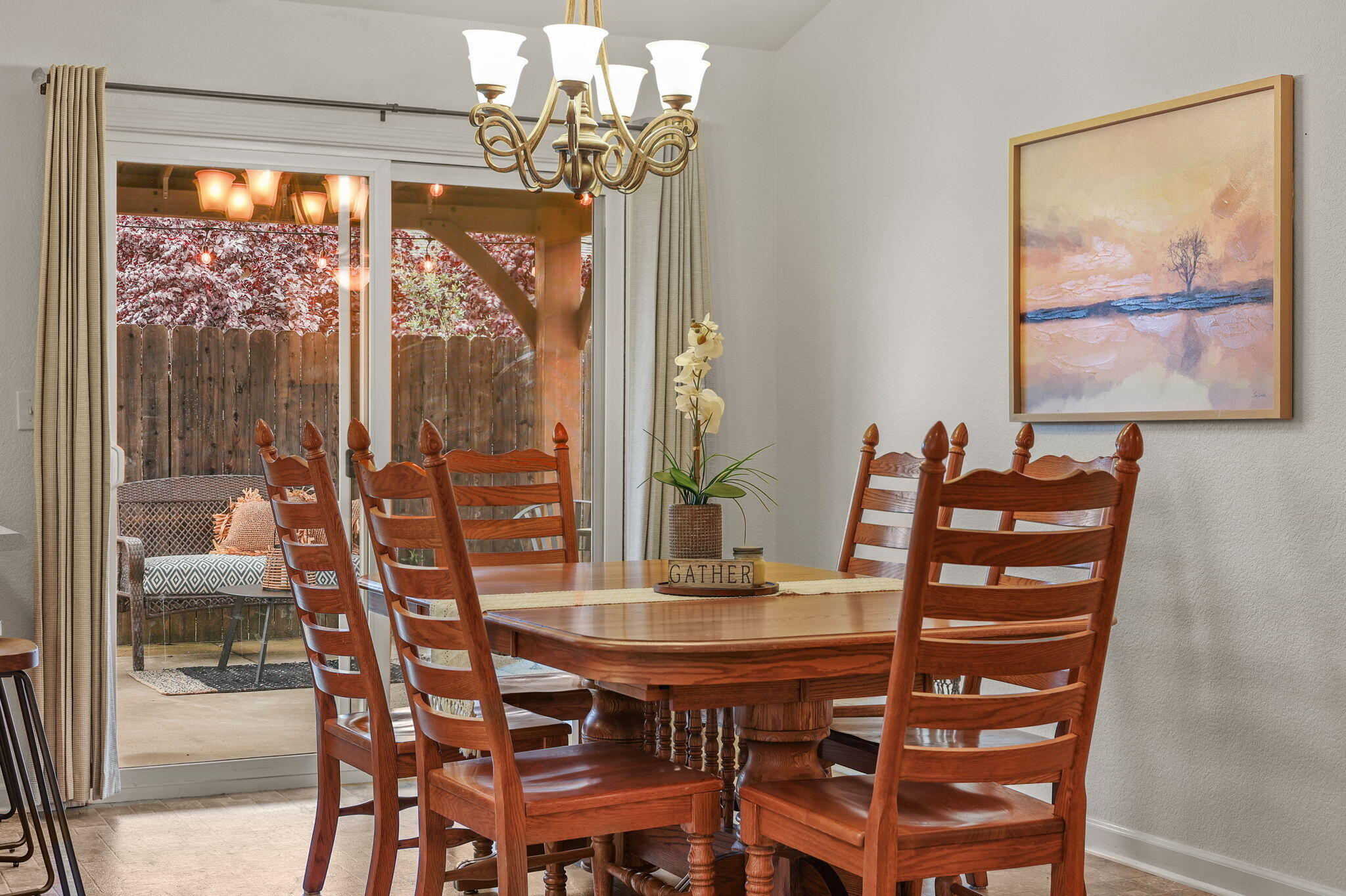 894 Montcrest Drive, Redding