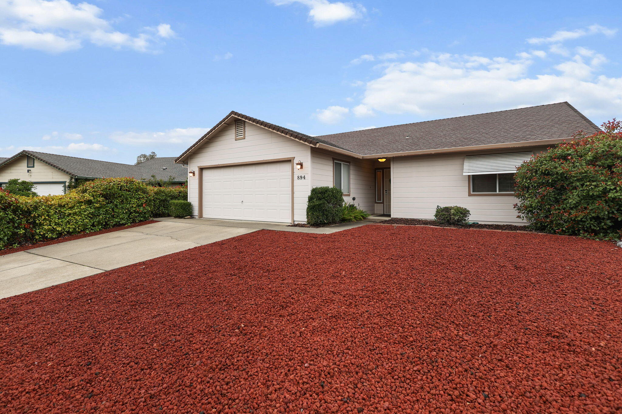 894 Montcrest Drive, Redding