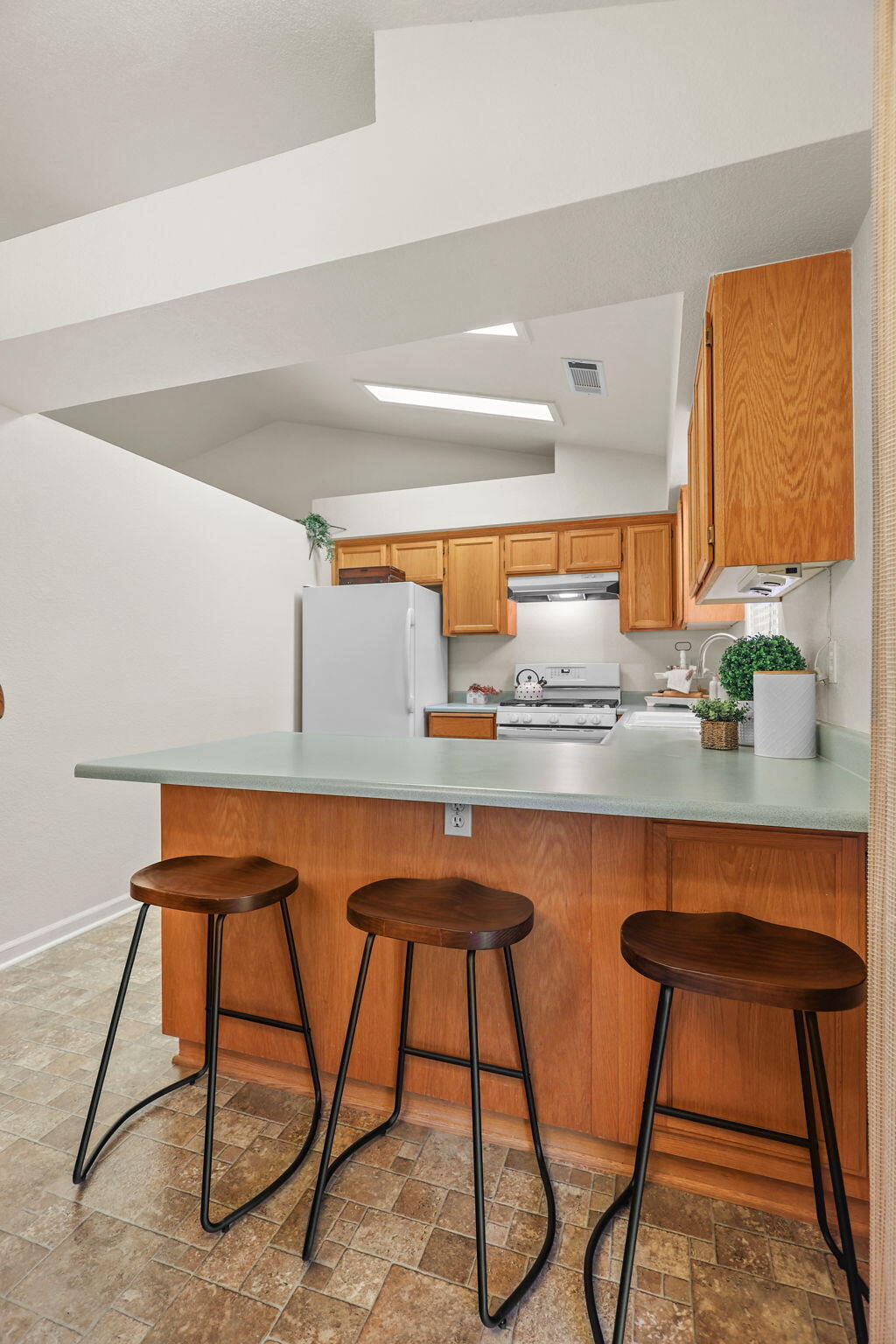 894 Montcrest Drive, Redding