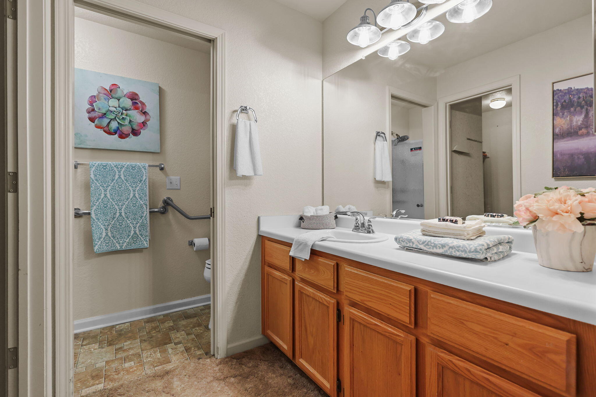 894 Montcrest Drive, Redding