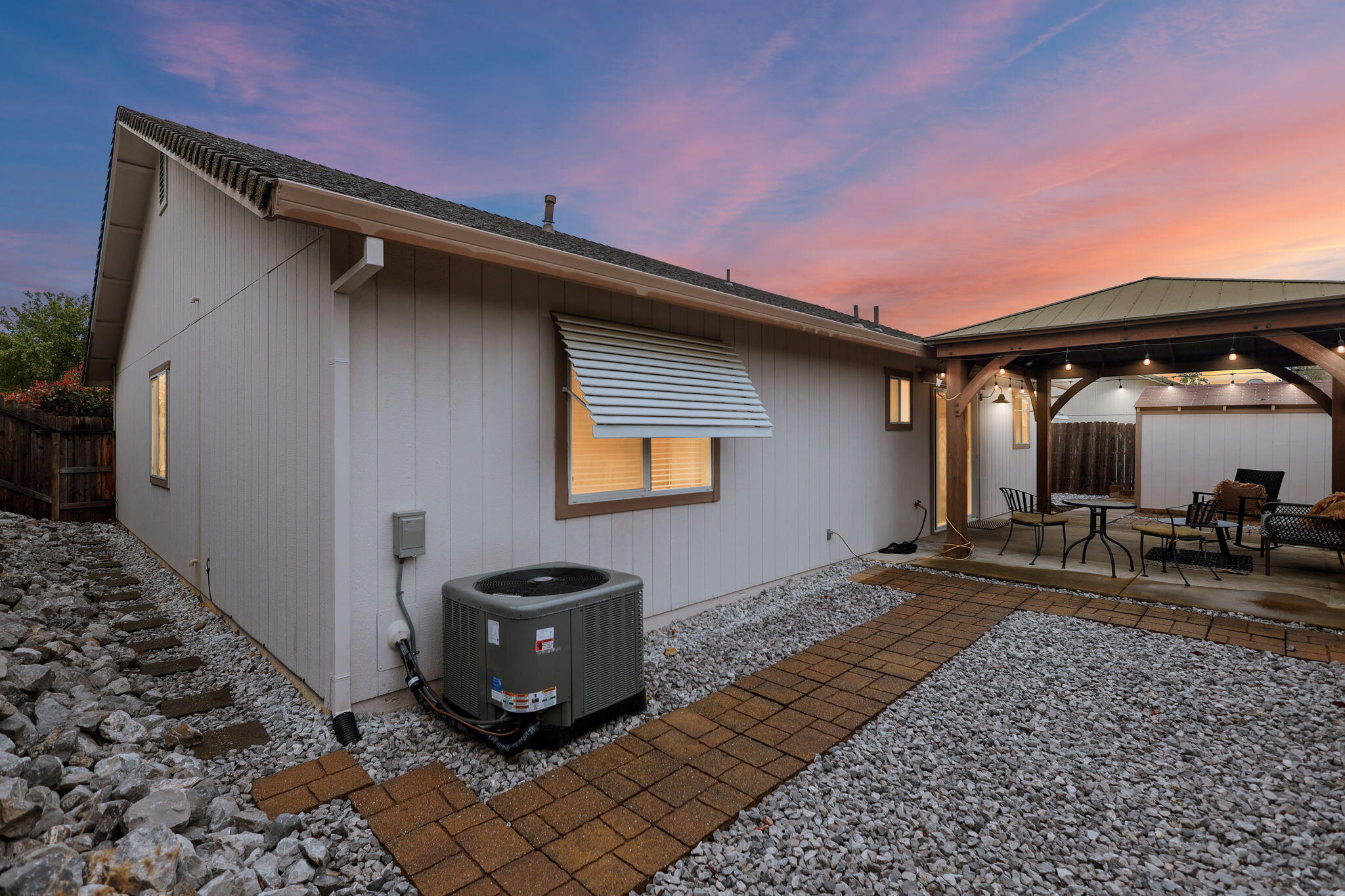 894 Montcrest Drive, Redding