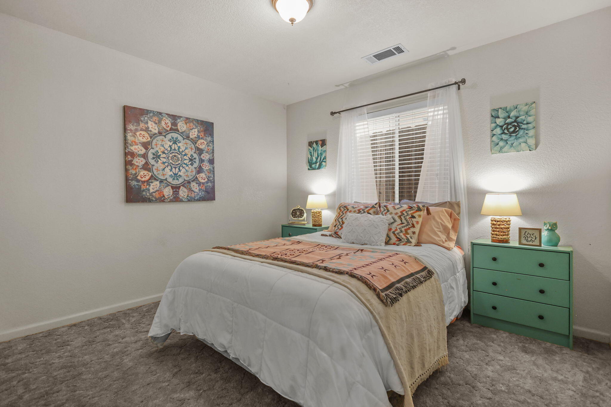 894 Montcrest Drive, Redding