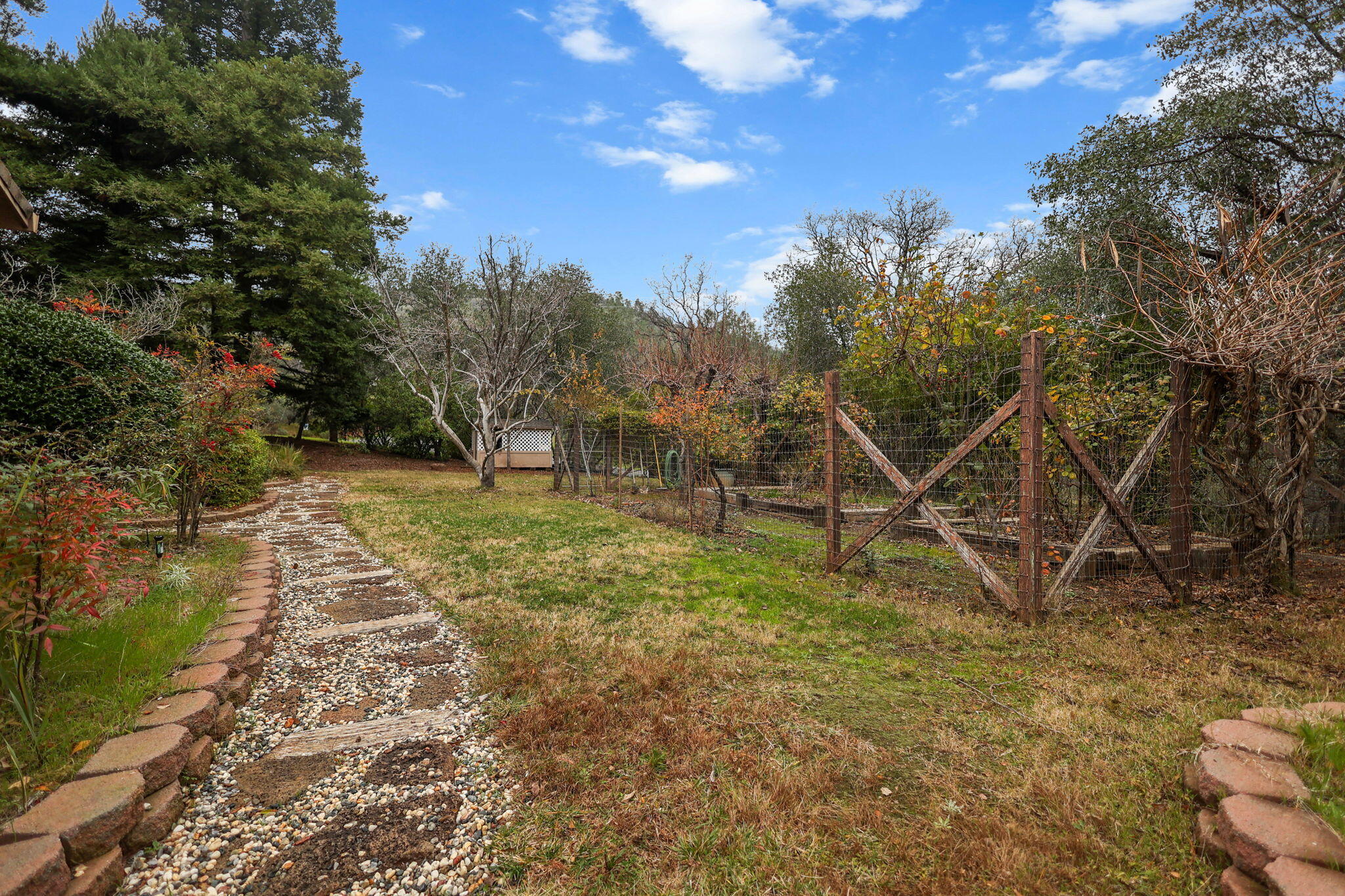 15133 Vista Knolls Drive