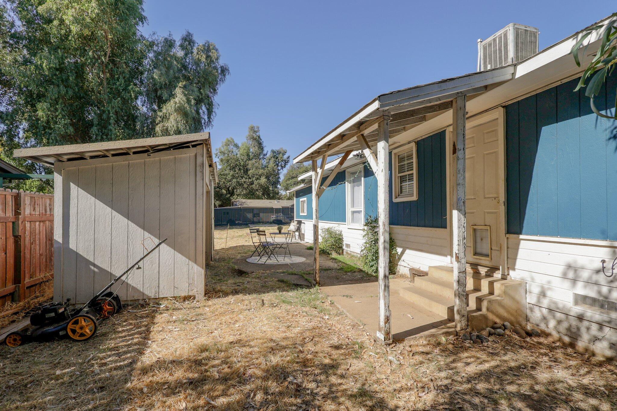 7699 Happy Valley Road