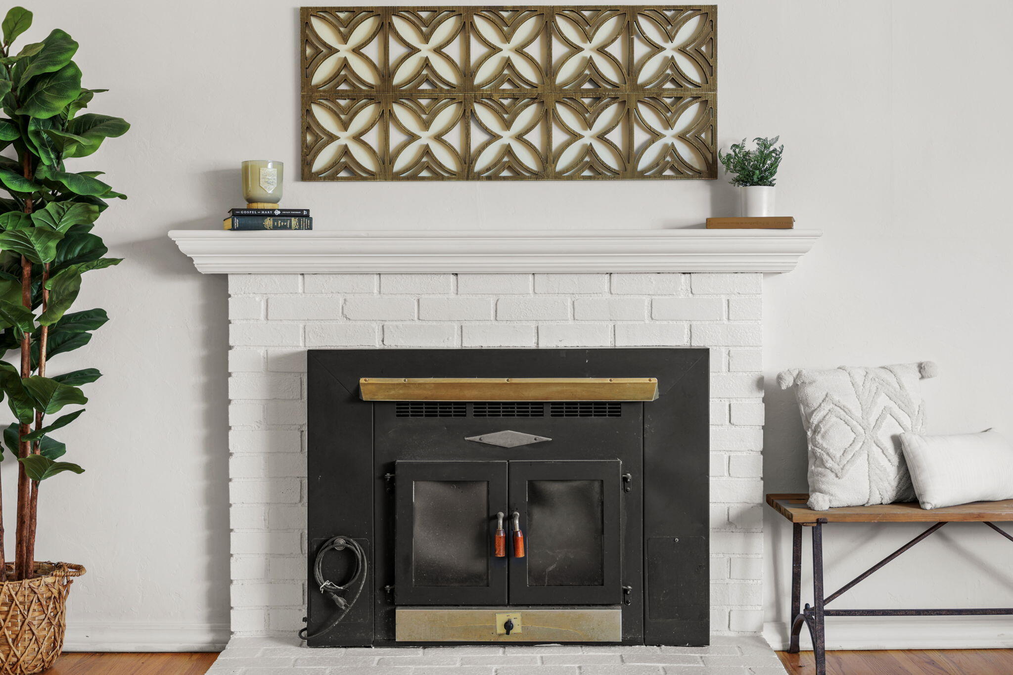 1335 Lodgepole Avenue