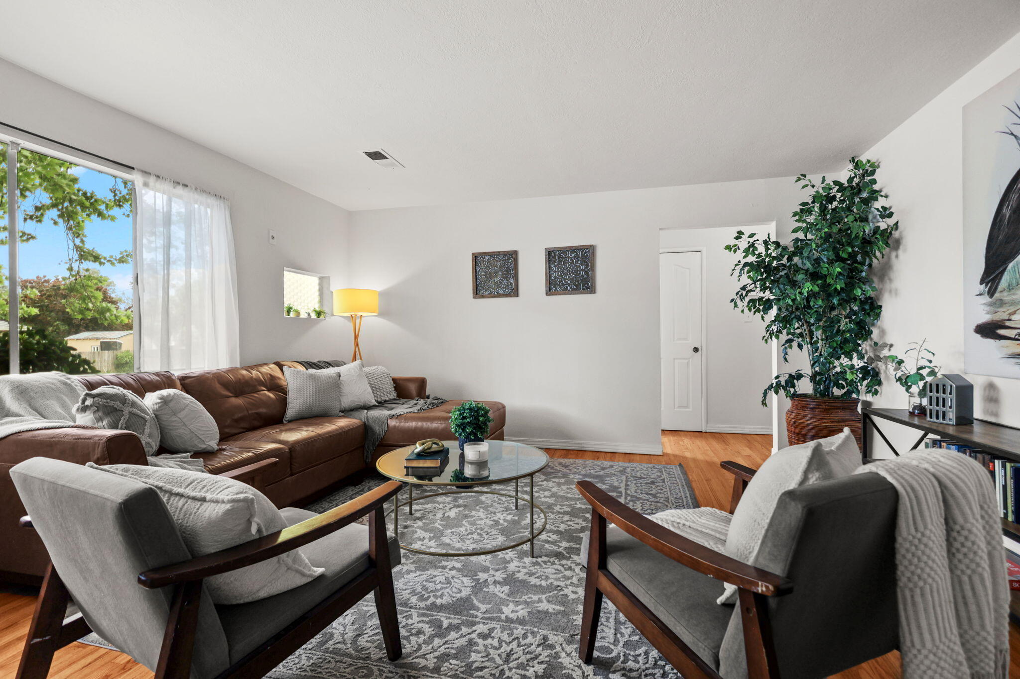 1335 Lodgepole Avenue