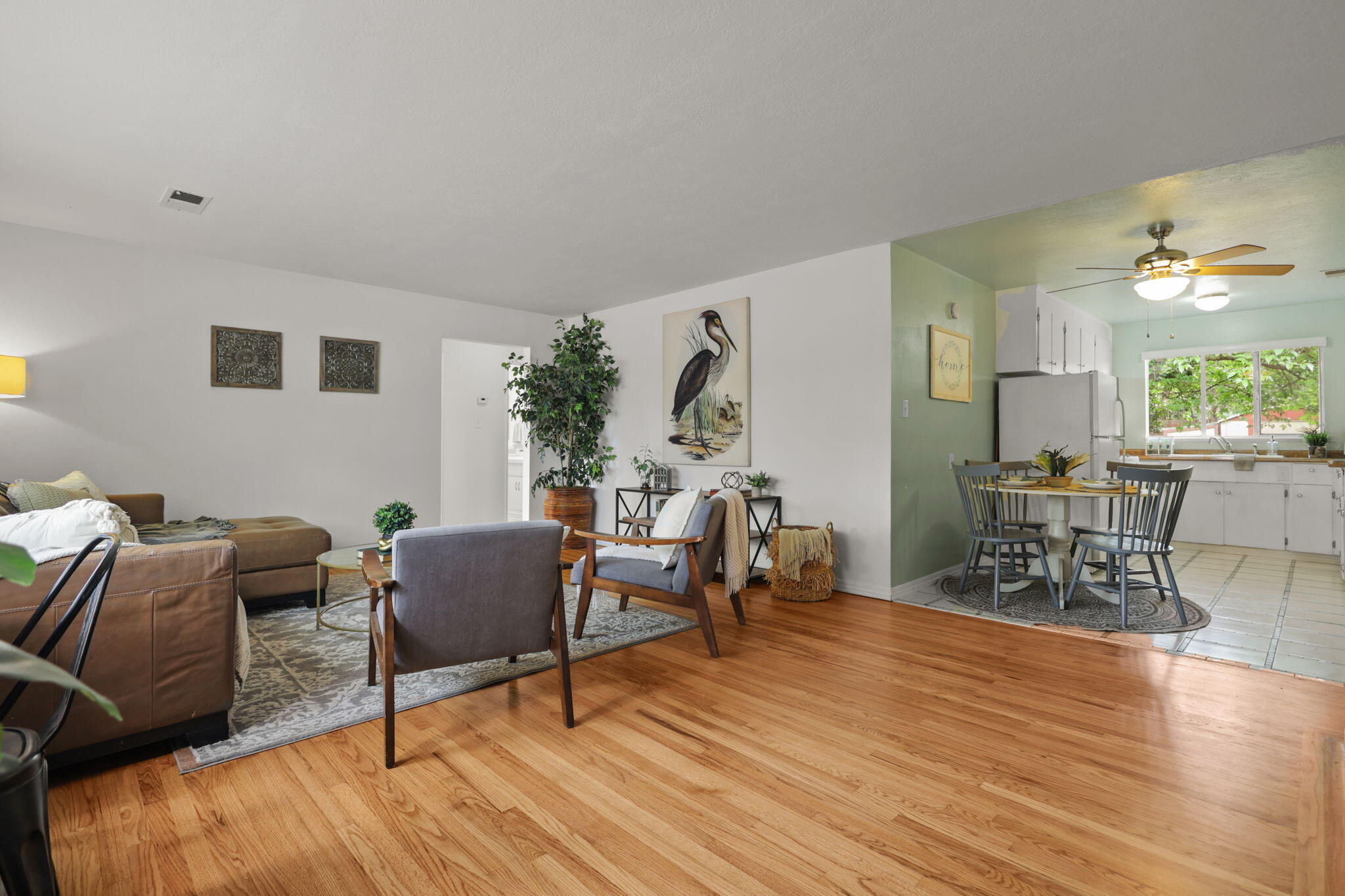 1335 Lodgepole Avenue