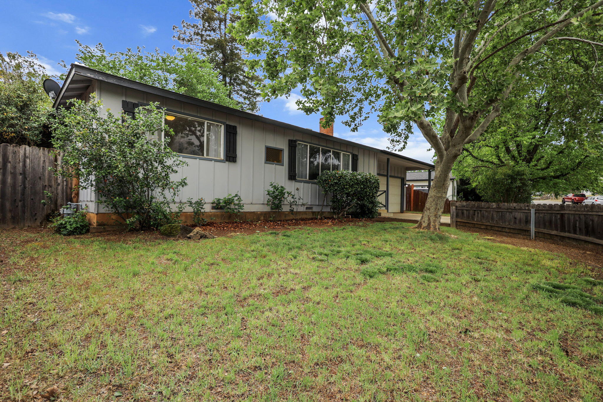 1335 Lodgepole Avenue