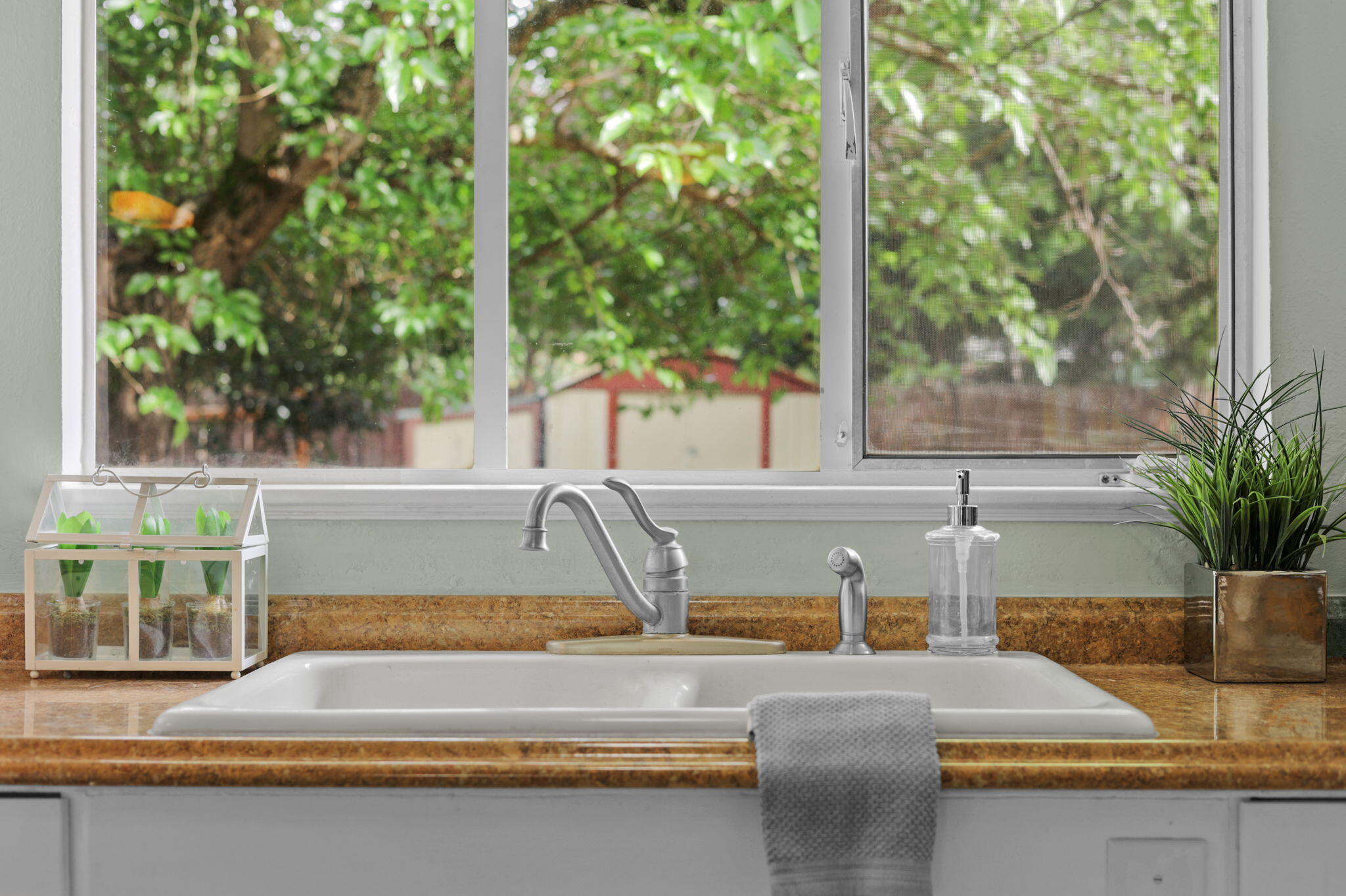 1335 Lodgepole Avenue