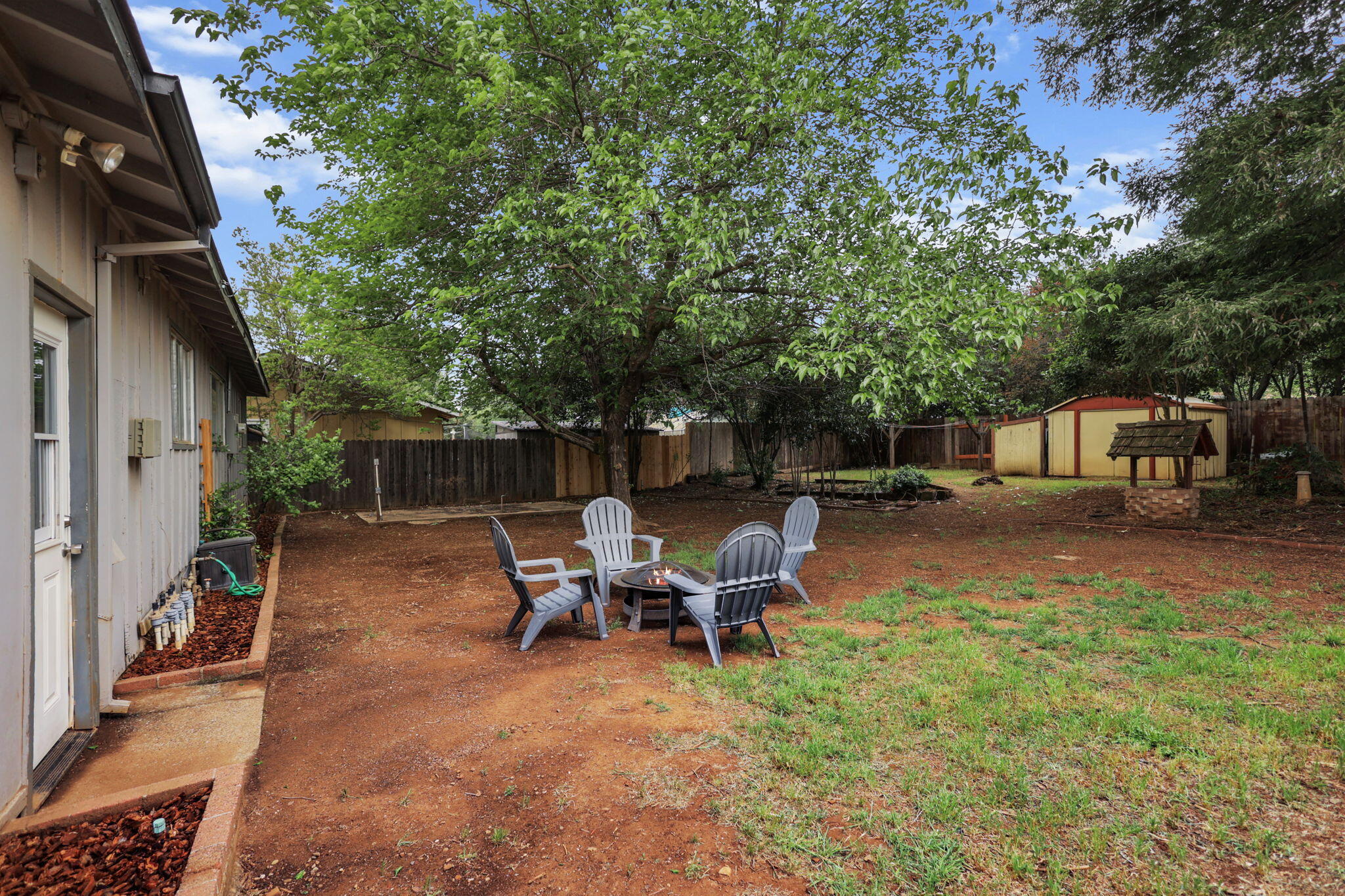 1335 Lodgepole Avenue