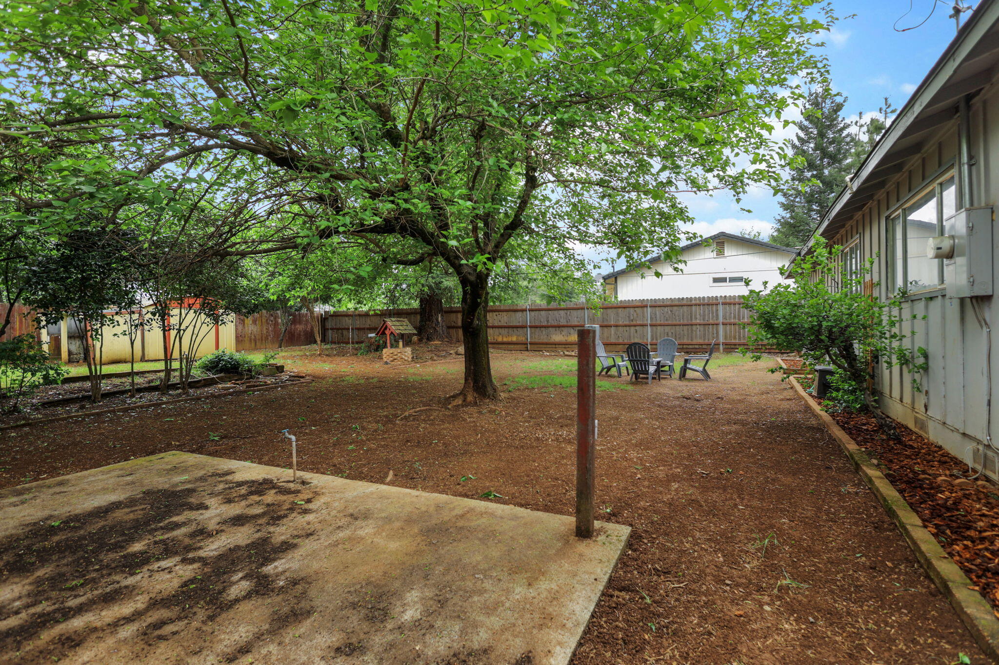 1335 Lodgepole Avenue