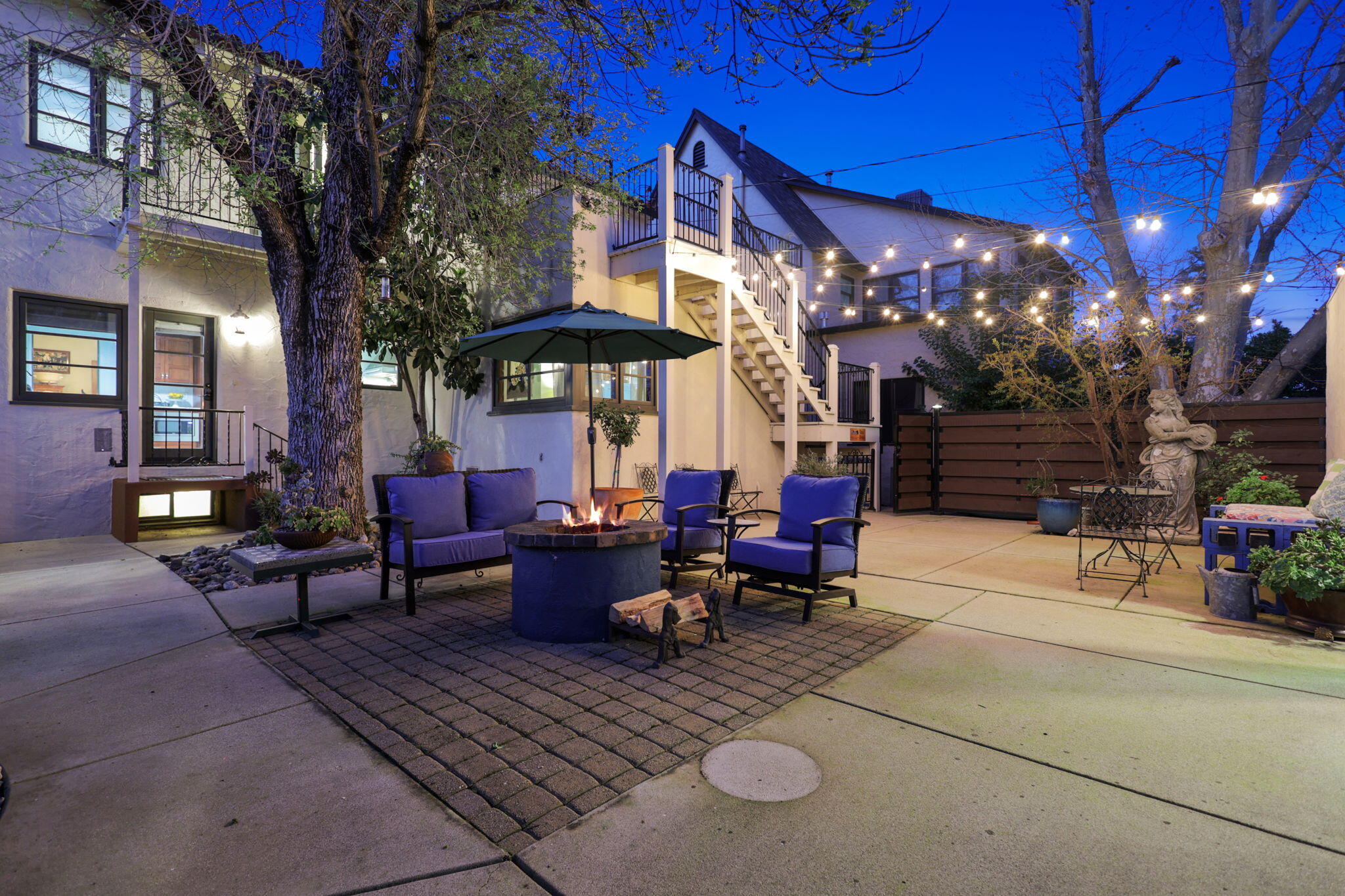 1465 Riverside Drive