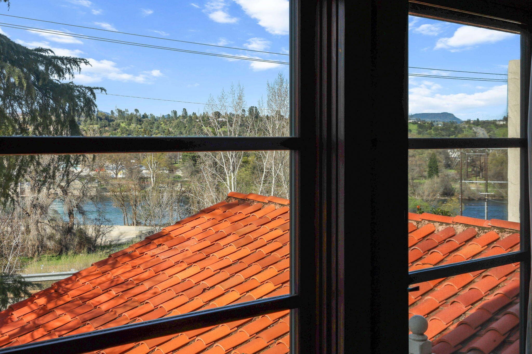 1465 Riverside Drive