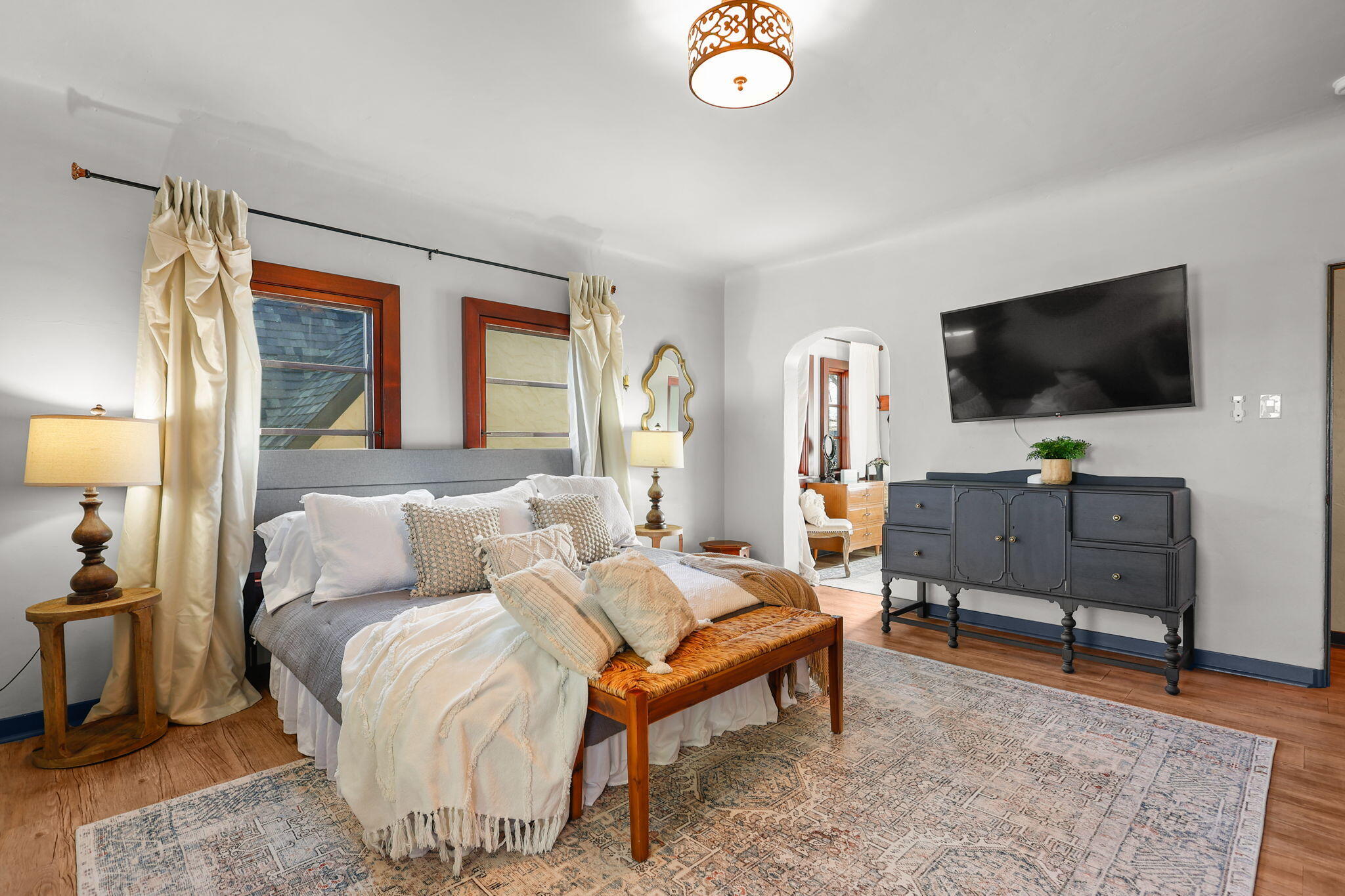 1465 Riverside Drive