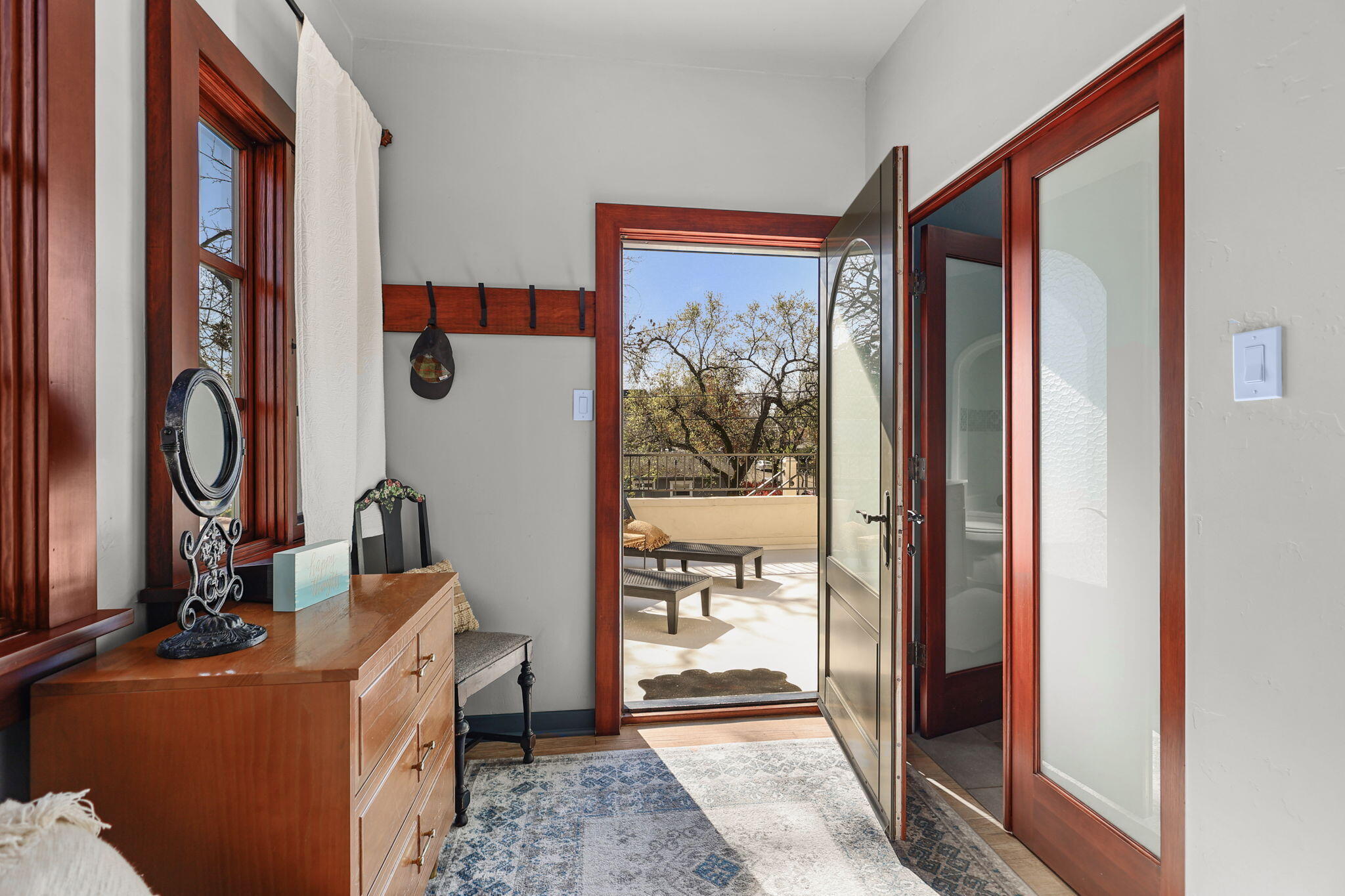 1465 Riverside Drive