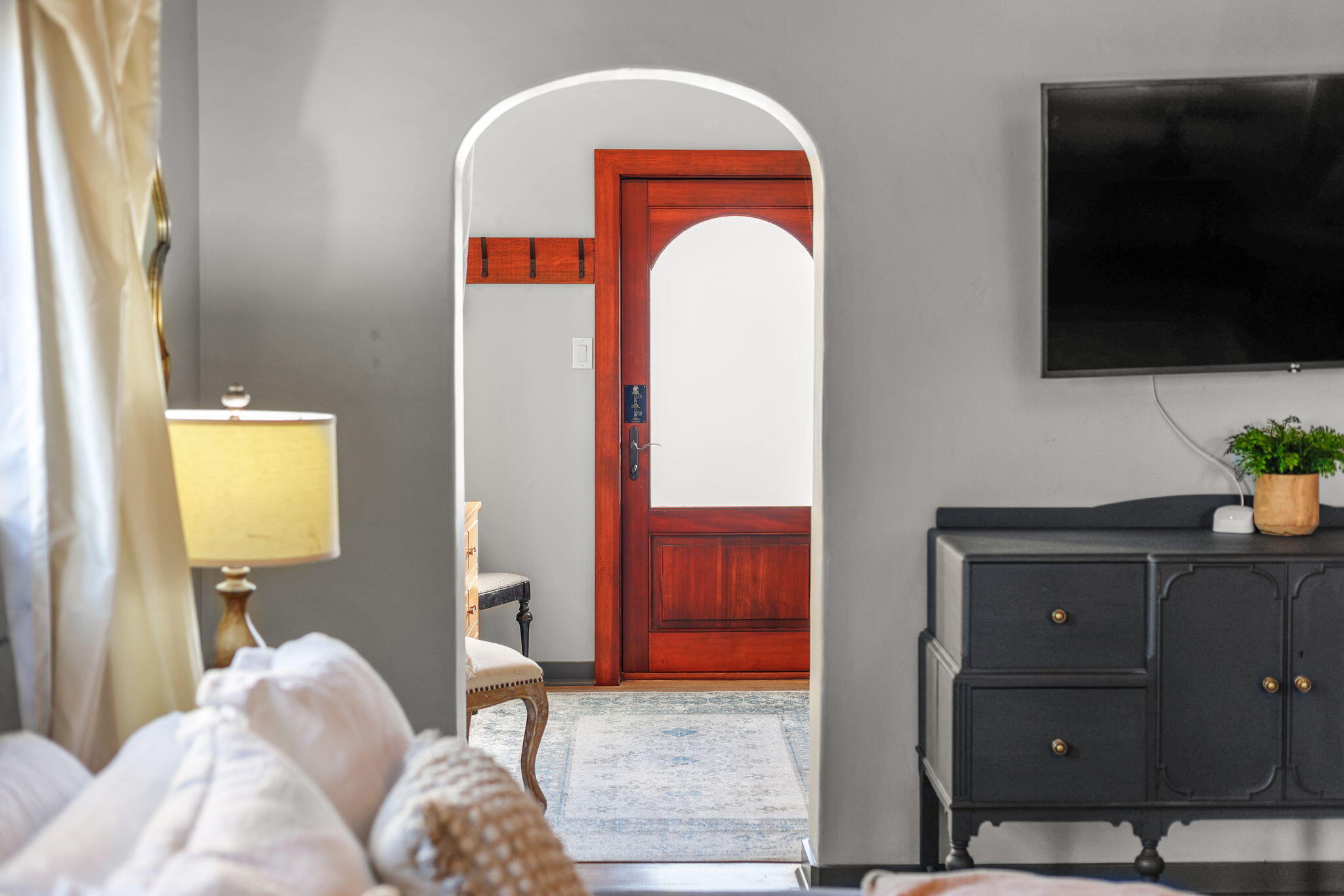 1465 Riverside Drive