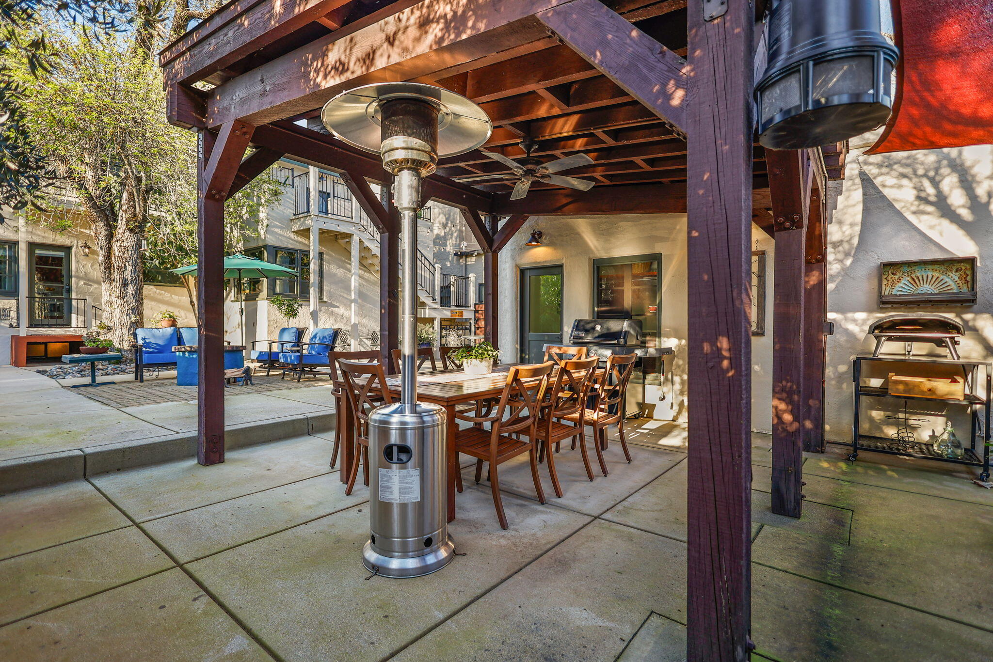 1465 Riverside Drive