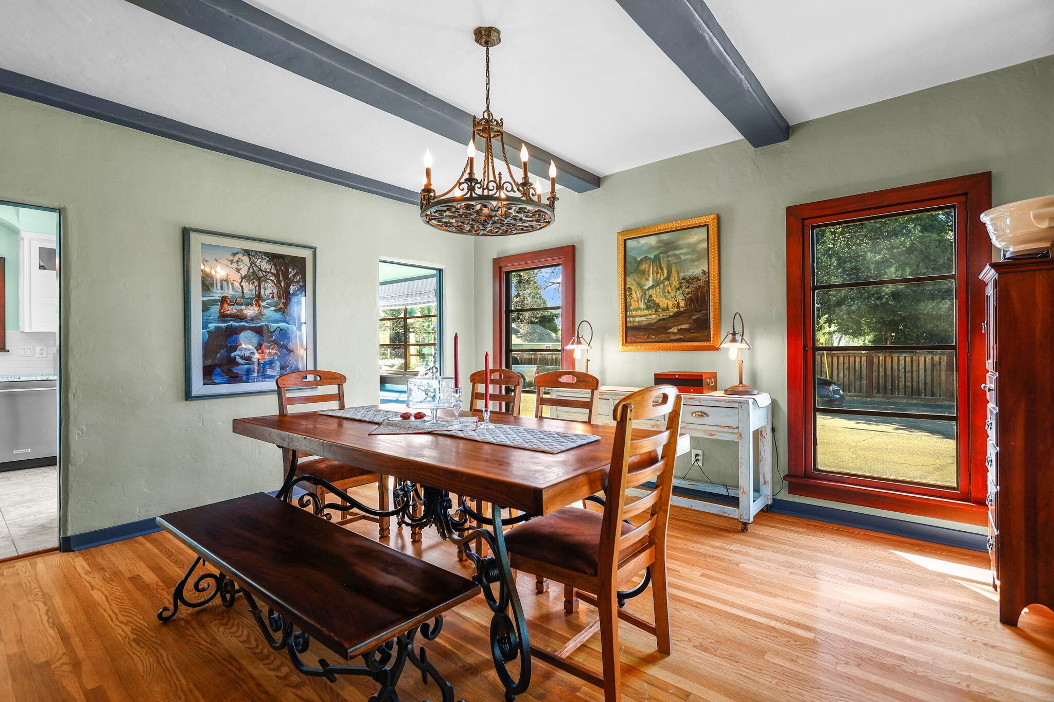 1465 Riverside Drive