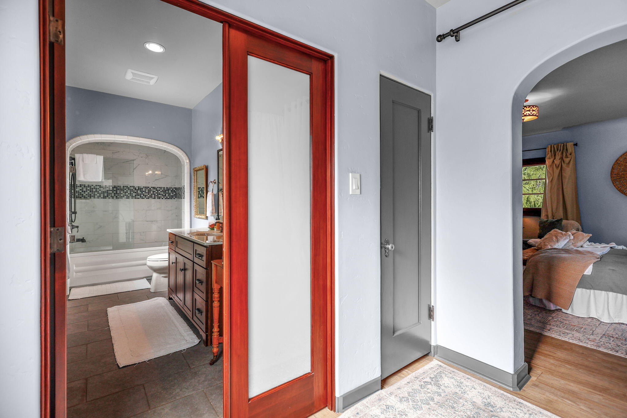 1465 Riverside Drive