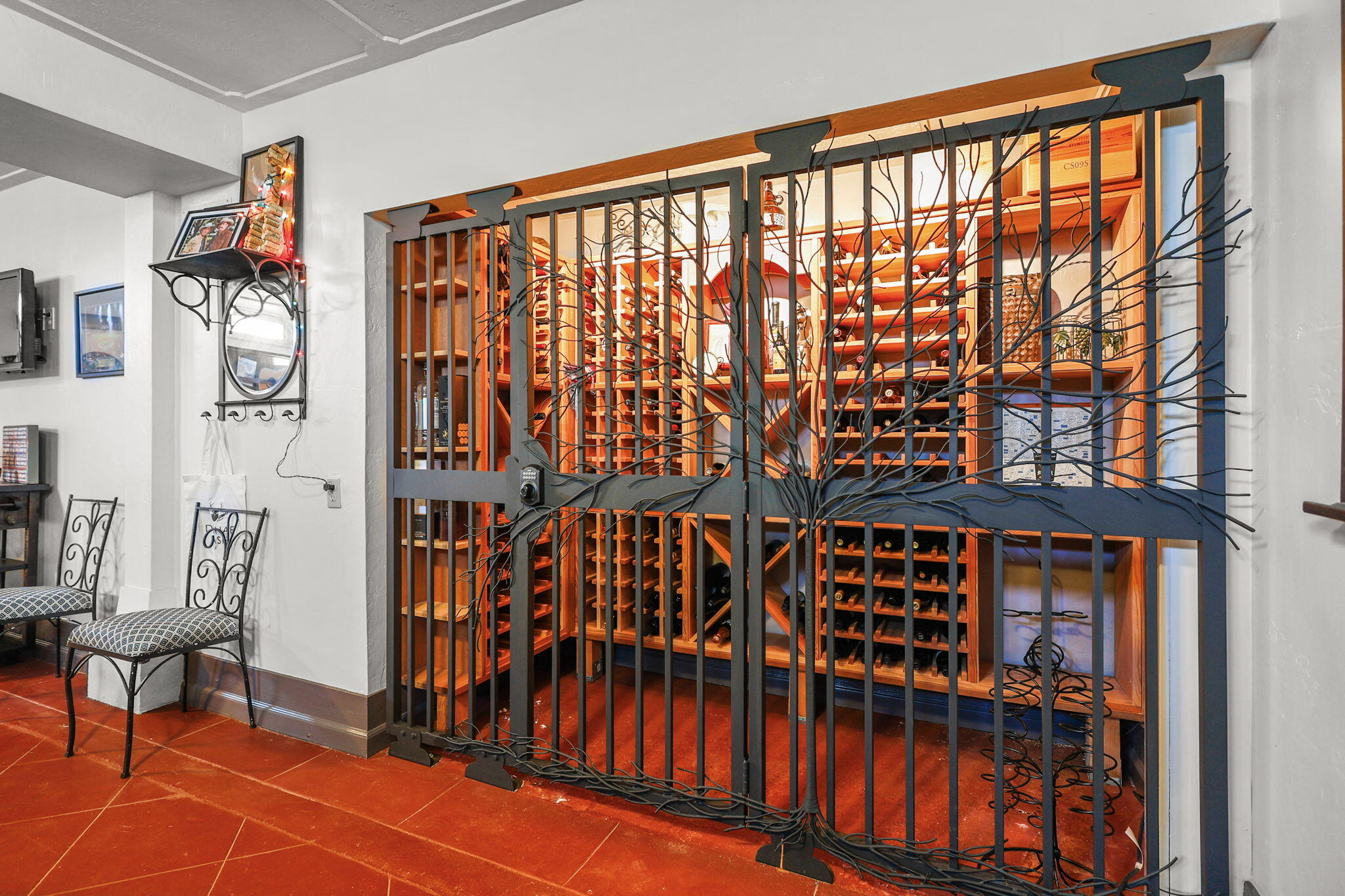 1465 Riverside Drive