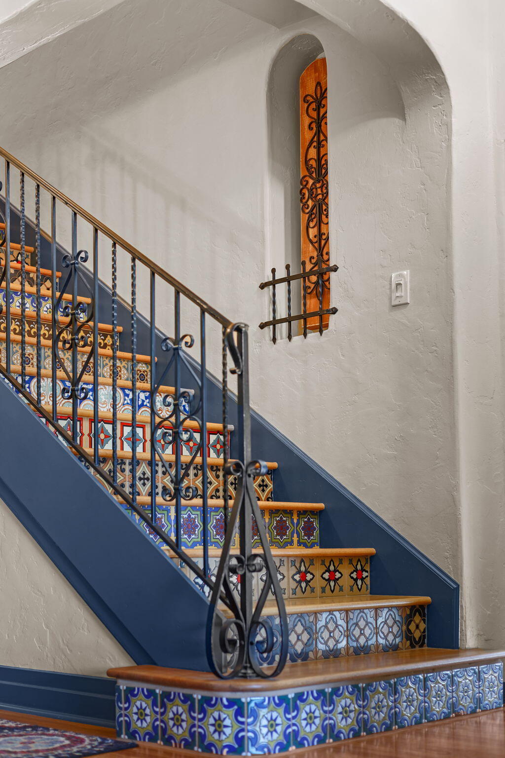 1465 Riverside Drive