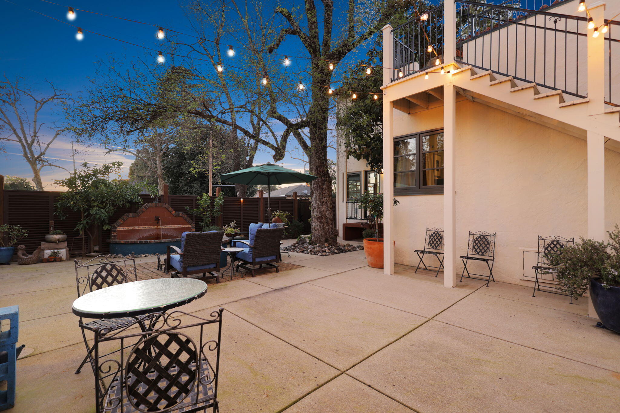 1465 Riverside Drive