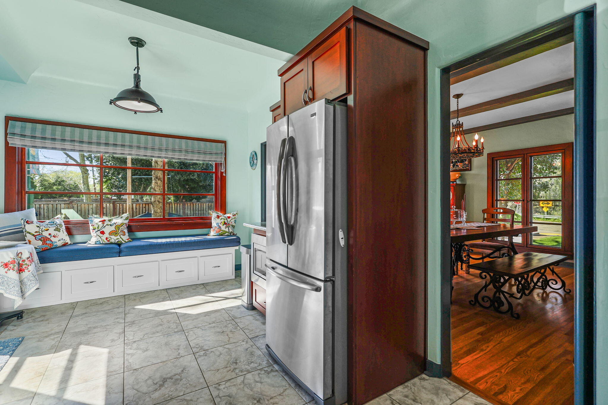 1465 Riverside Drive