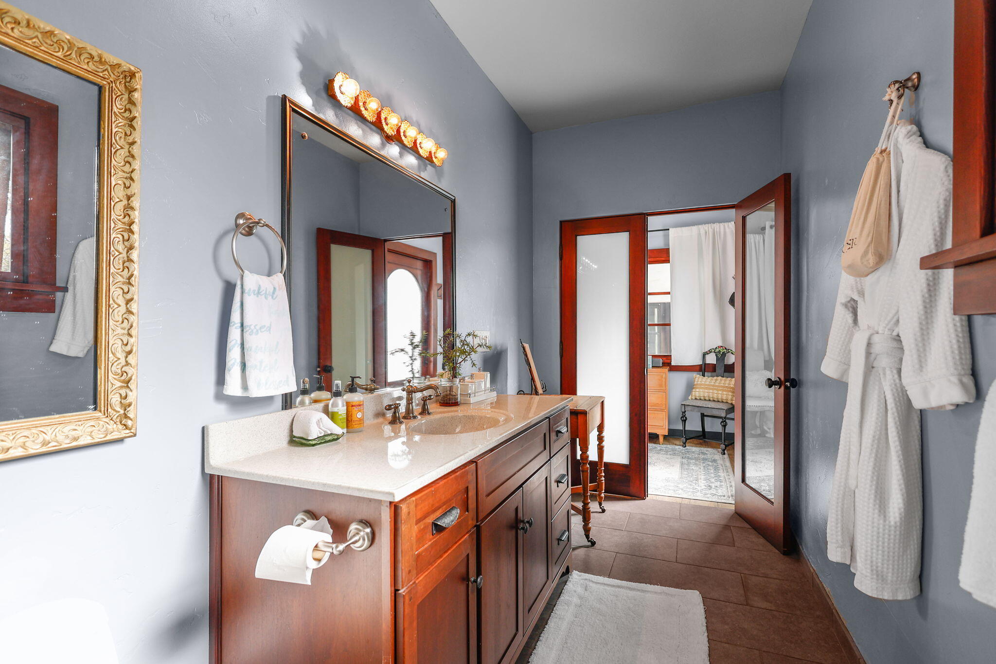 1465 Riverside Drive