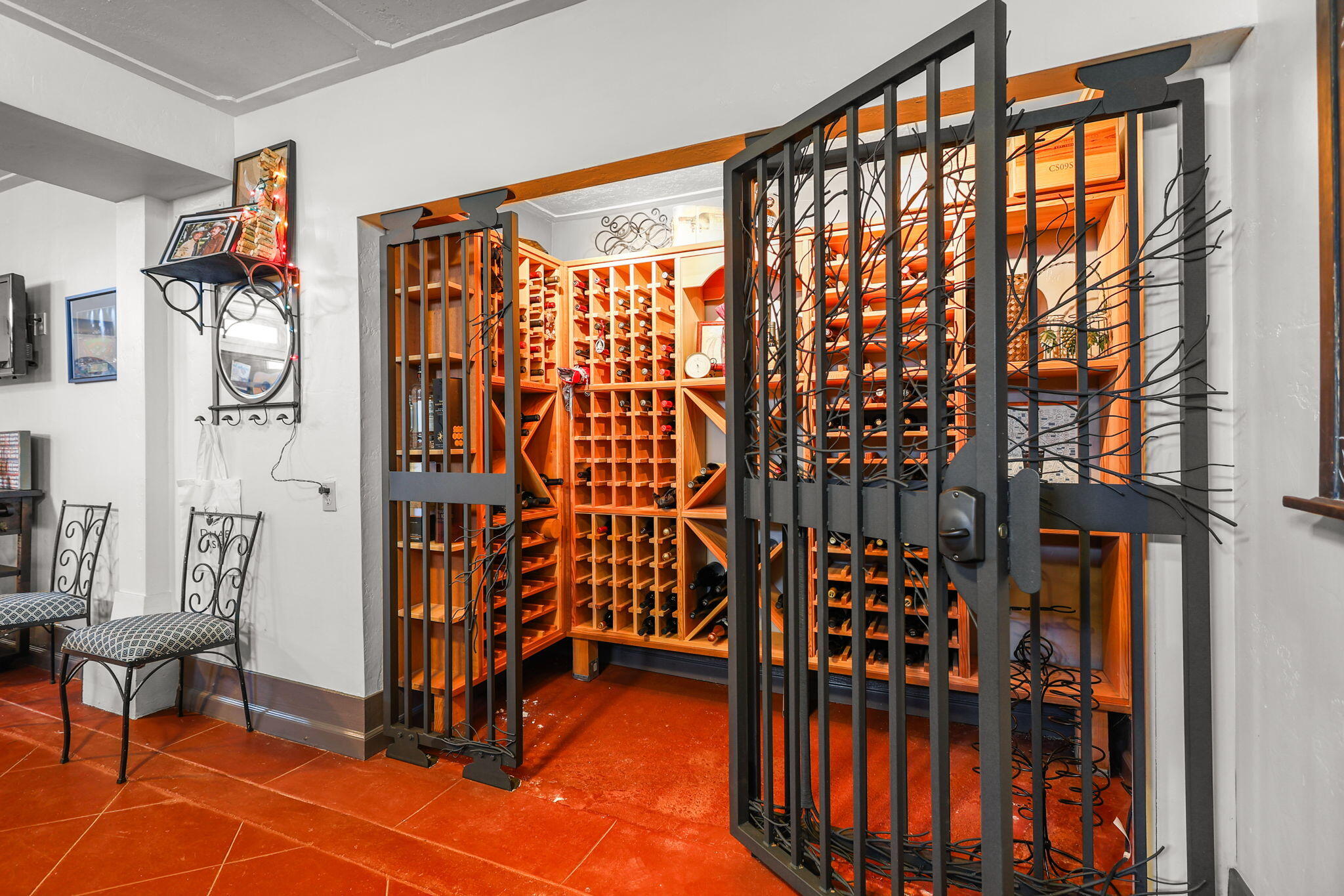 1465 Riverside Drive