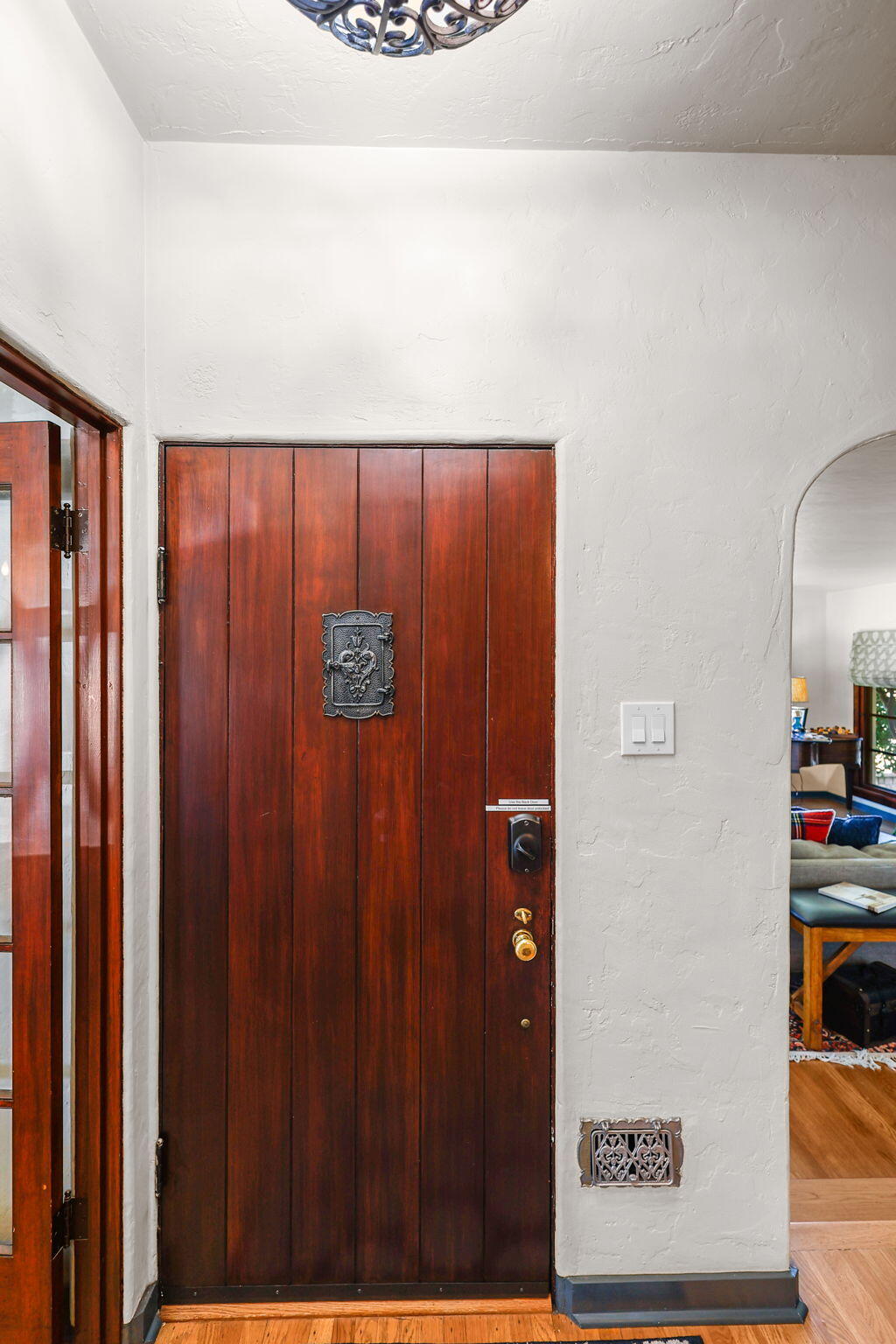 1465 Riverside Drive